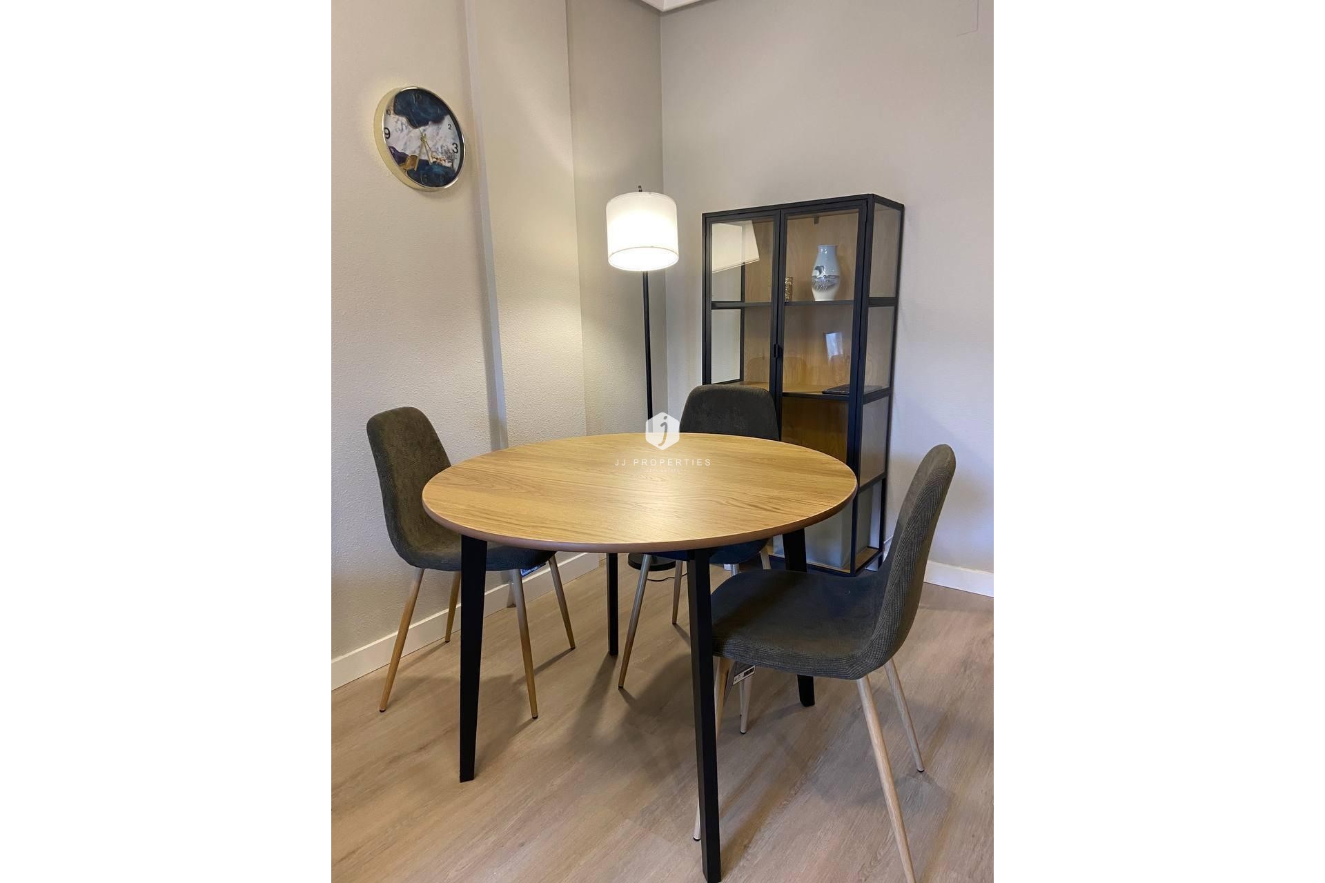 Segunda mano - Apartamento / piso -
Torrevieja - Playa del Cura
