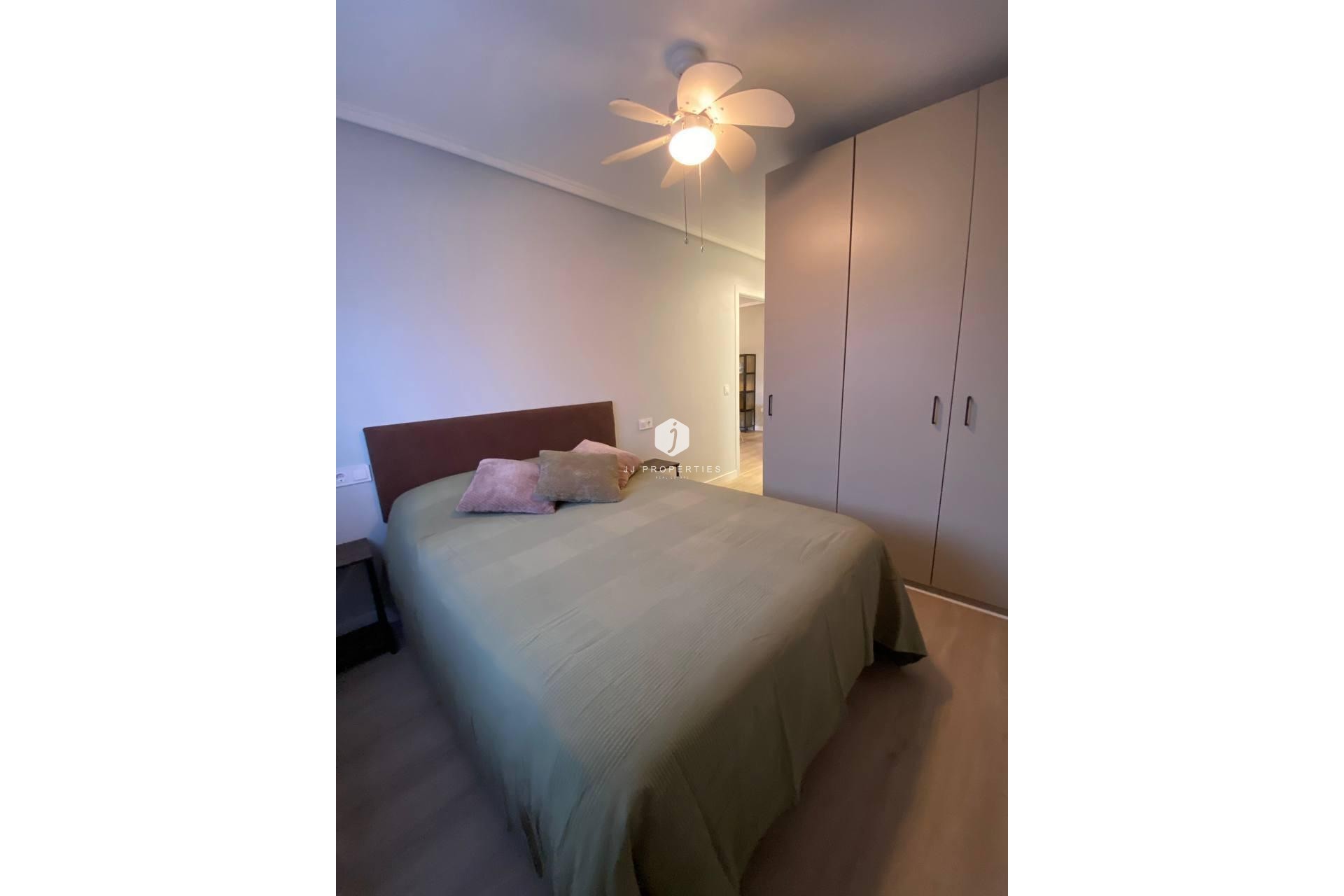 Segunda mano - Apartamento / piso -
Torrevieja - Playa del Cura