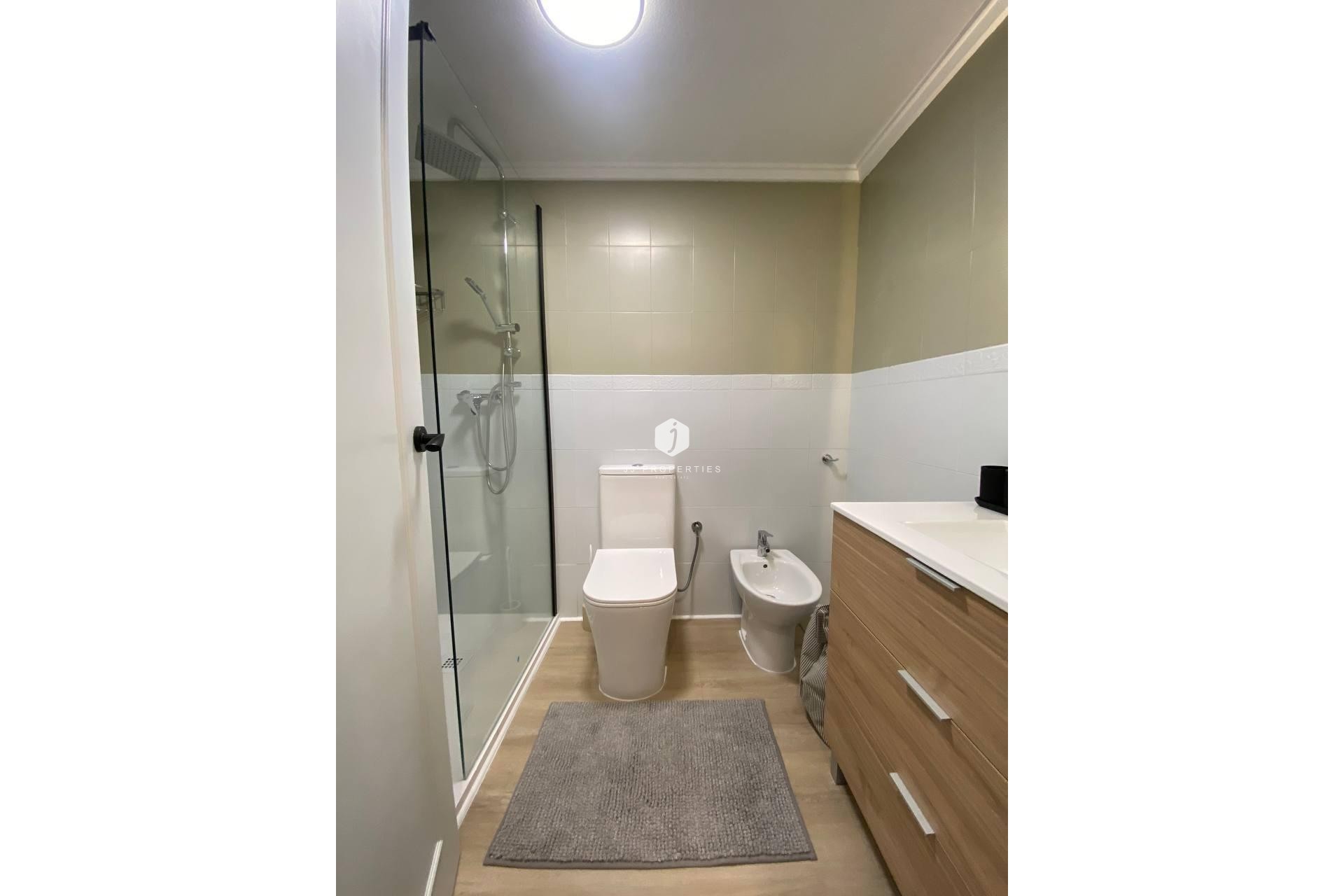 Segunda mano - Apartamento / piso -
Torrevieja - Playa del Cura