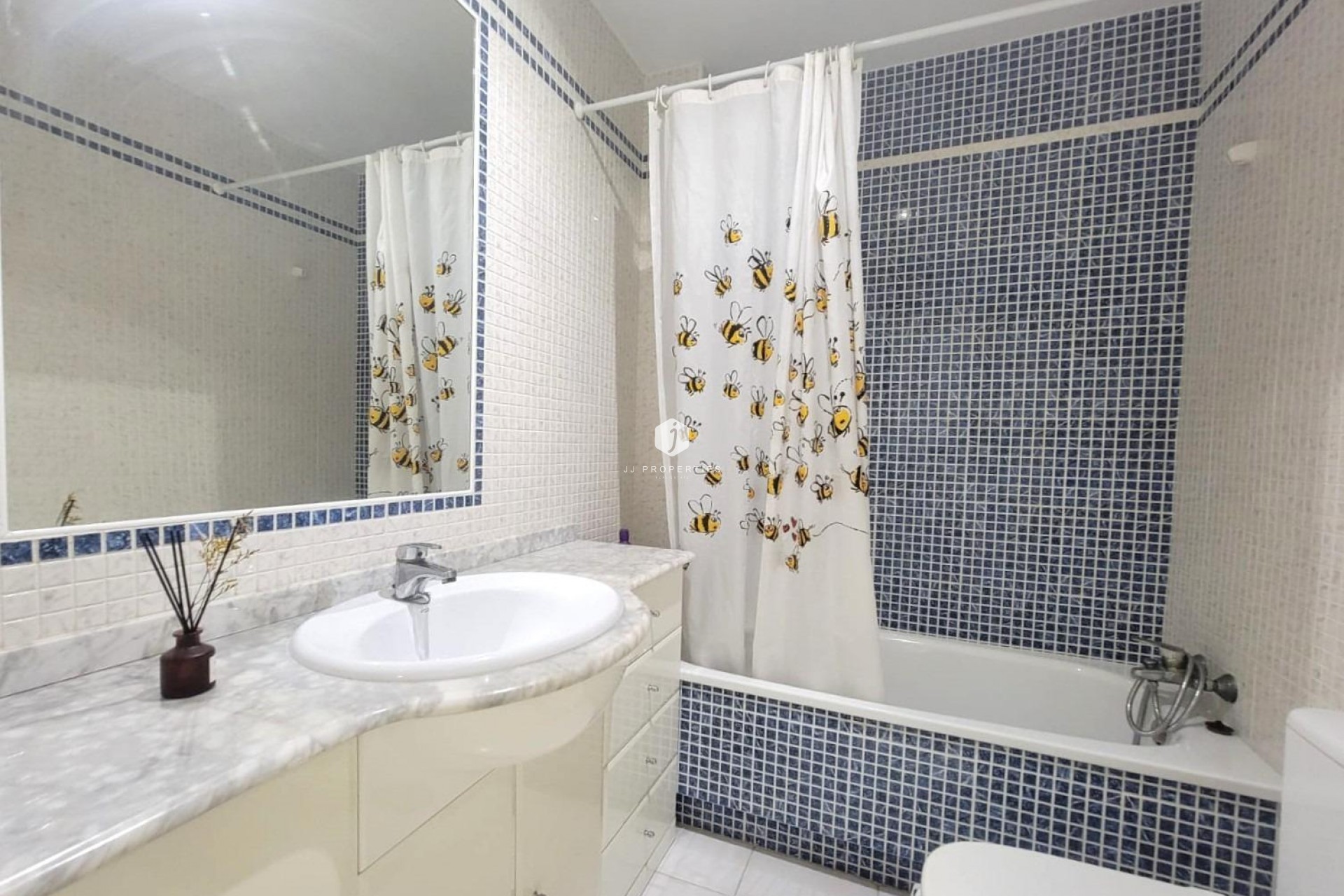 Segunda mano - Apartamento / piso -
Torrevieja - Playa del Cura