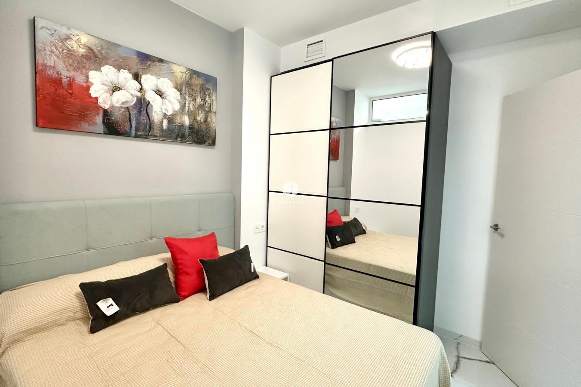 Segunda mano - Apartamento / piso -
Torrevieja - Playa del Cura