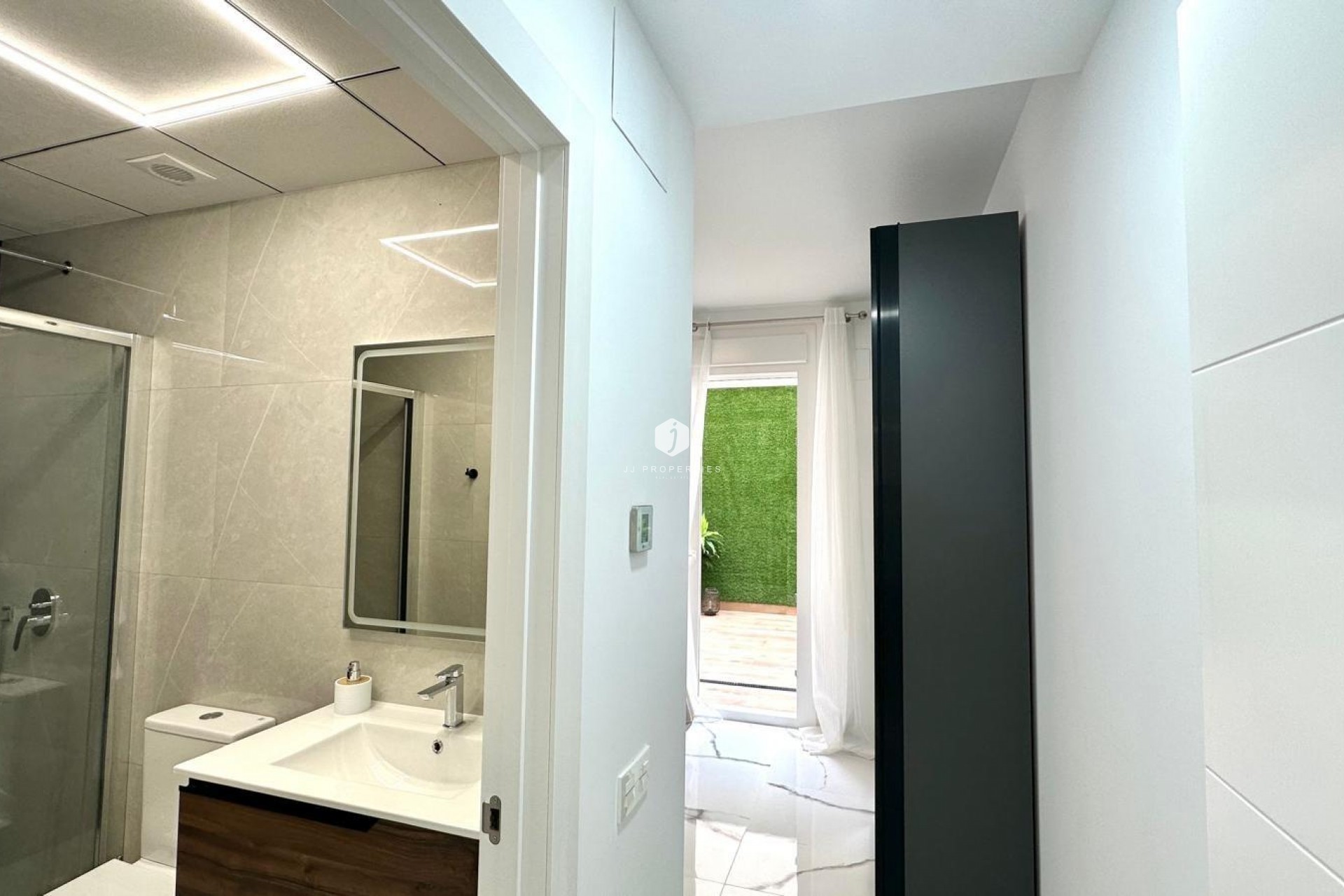 Segunda mano - Apartamento / piso -
Torrevieja - Playa del Cura