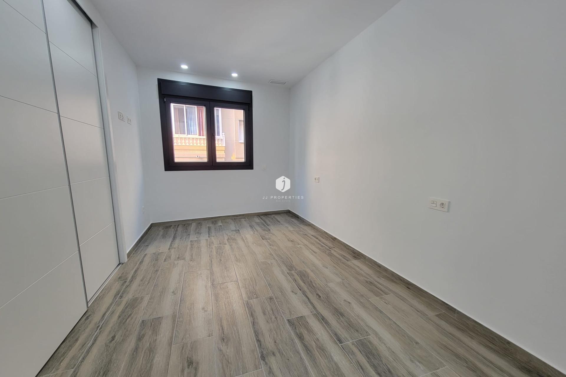 Segunda mano - Apartamento / piso -
Torrevieja - Playa del Cura