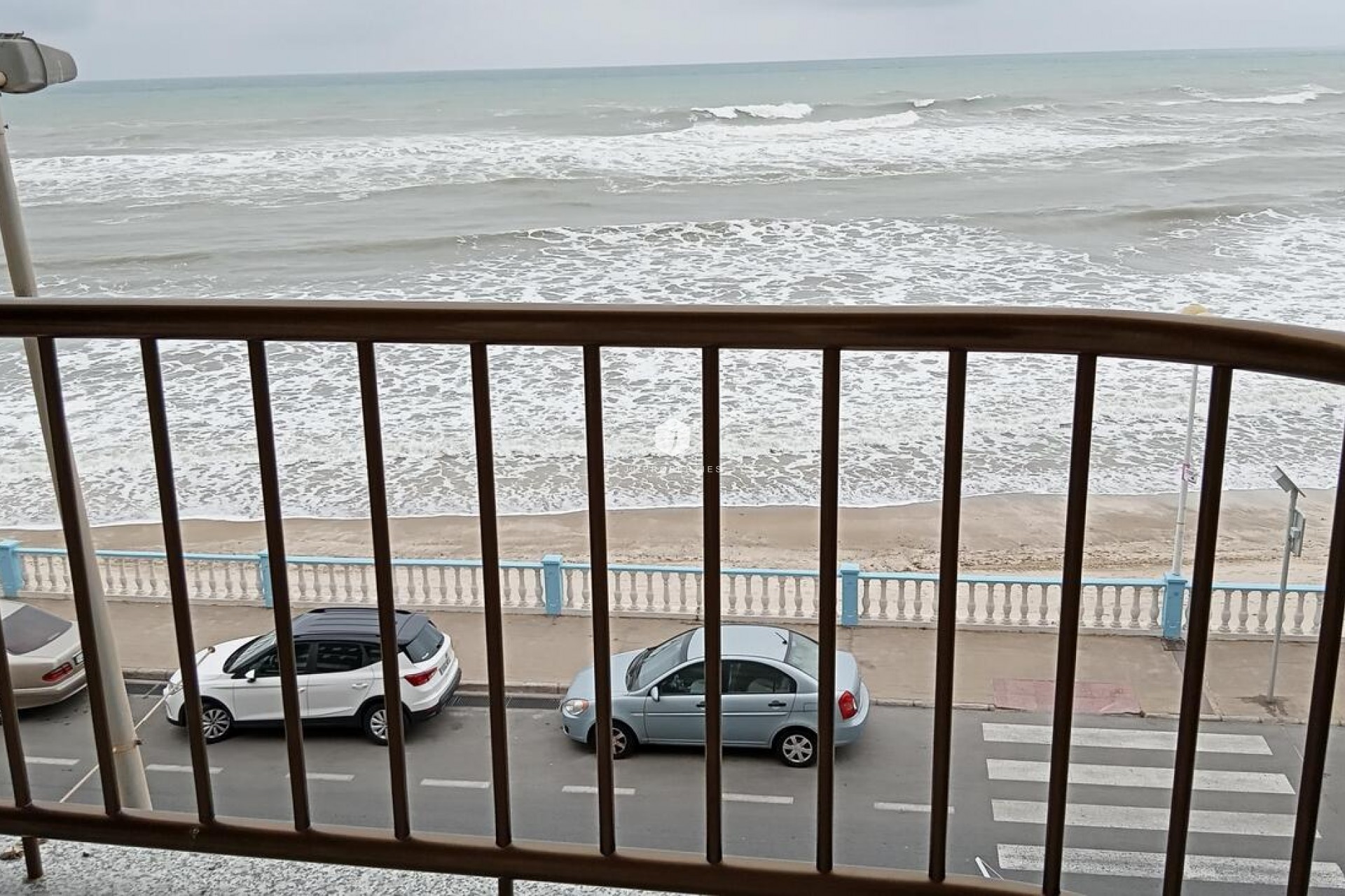 Segunda mano - Apartamento / piso -
Torrevieja - PLAYA LOS LOCOS