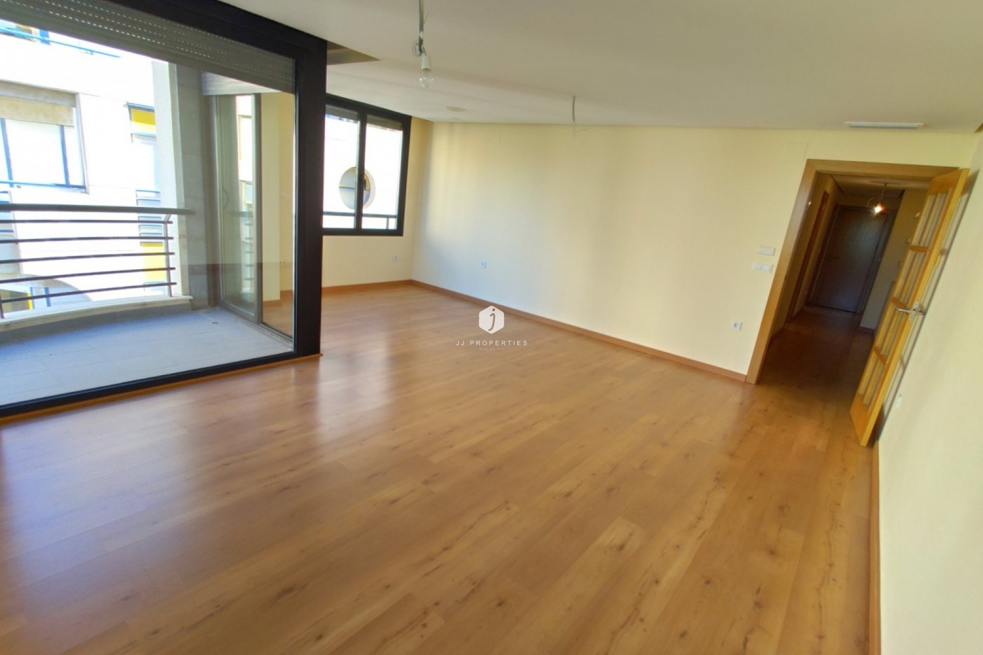 Segunda mano - Apartamento / piso -
Torrevieja - Puerto