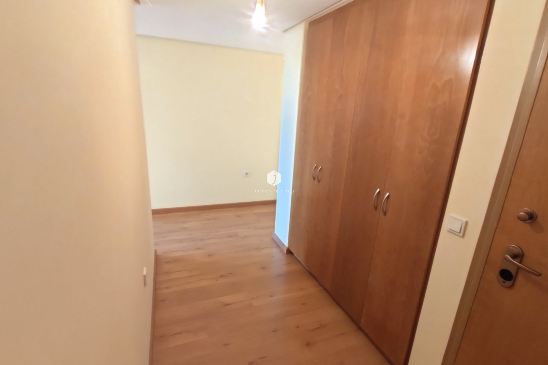 Segunda mano - Apartamento / piso -
Torrevieja - Puerto