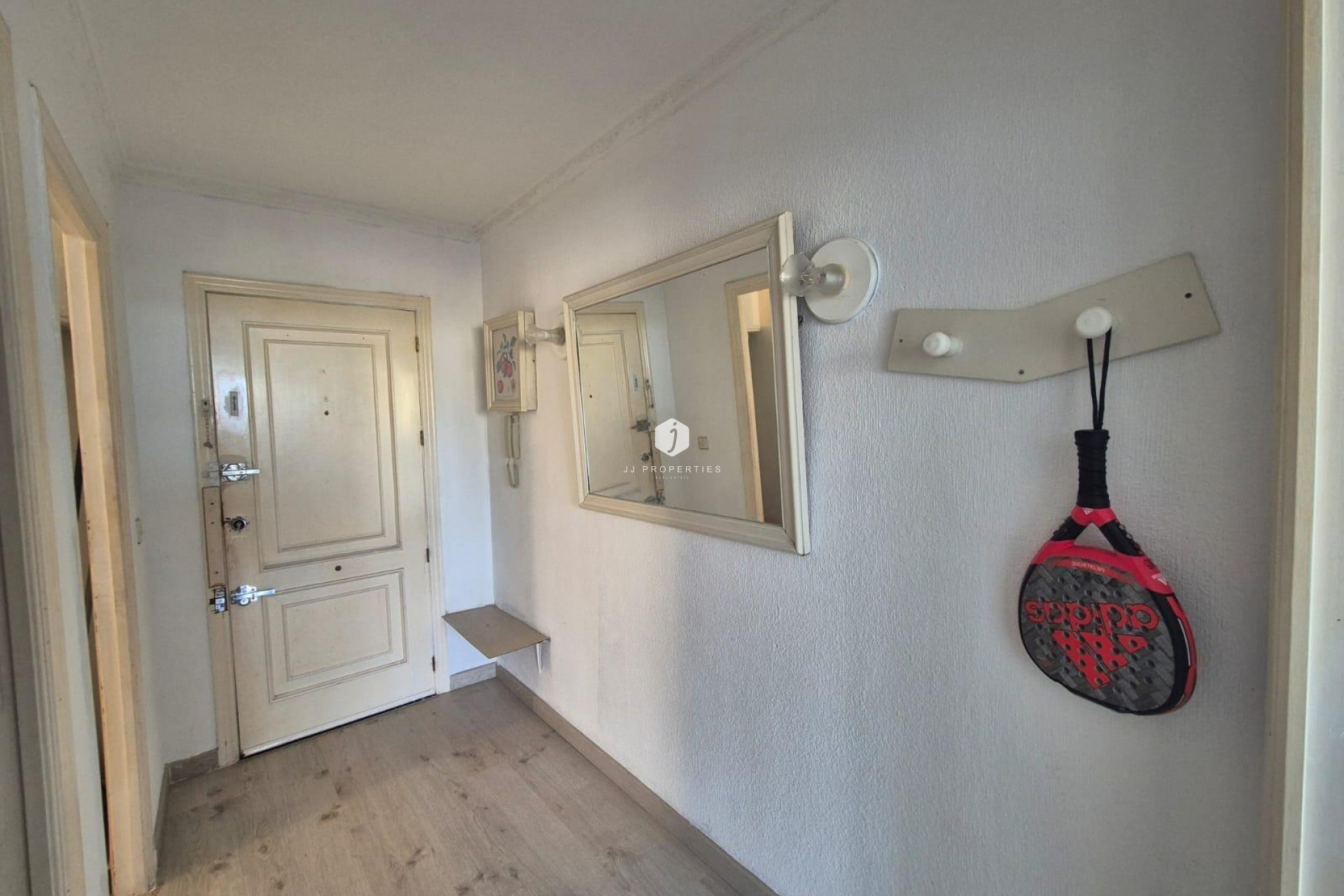 Segunda mano - Apartamento / piso -
Torrevieja - Punta prima