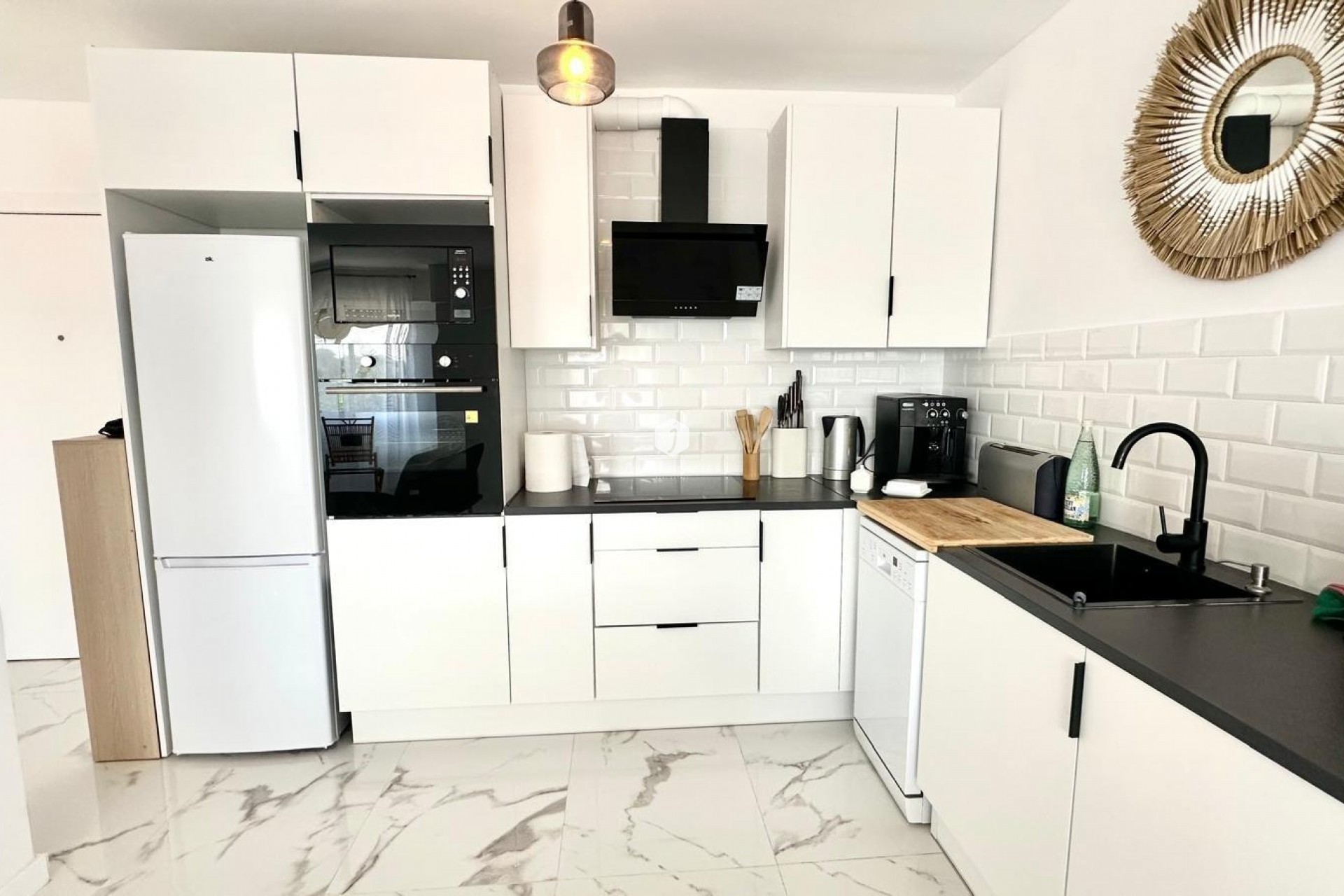 Segunda mano - Apartamento / piso -
Torrevieja - Punta prima