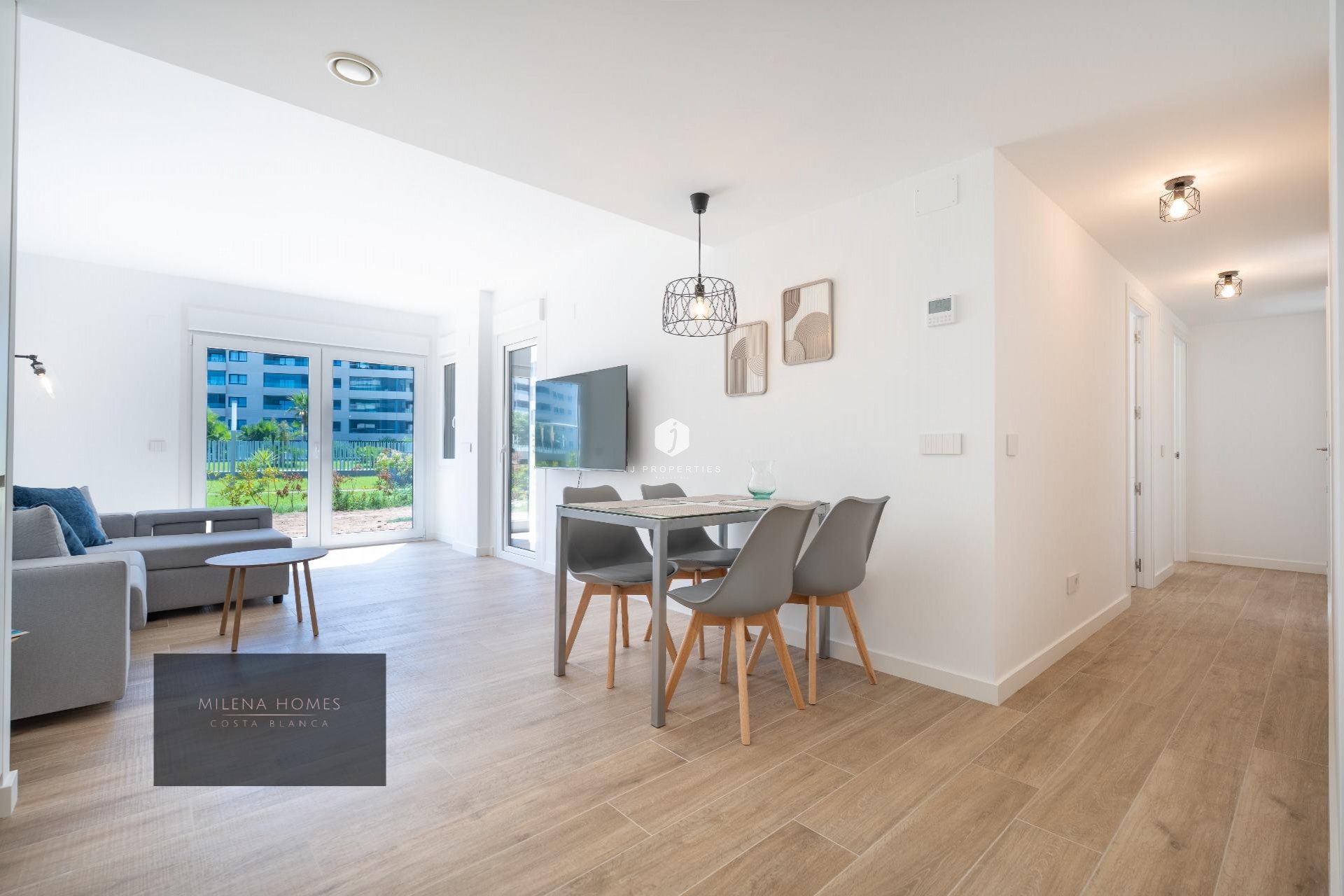 Segunda mano - Apartamento / piso -
Torrevieja - Punta prima