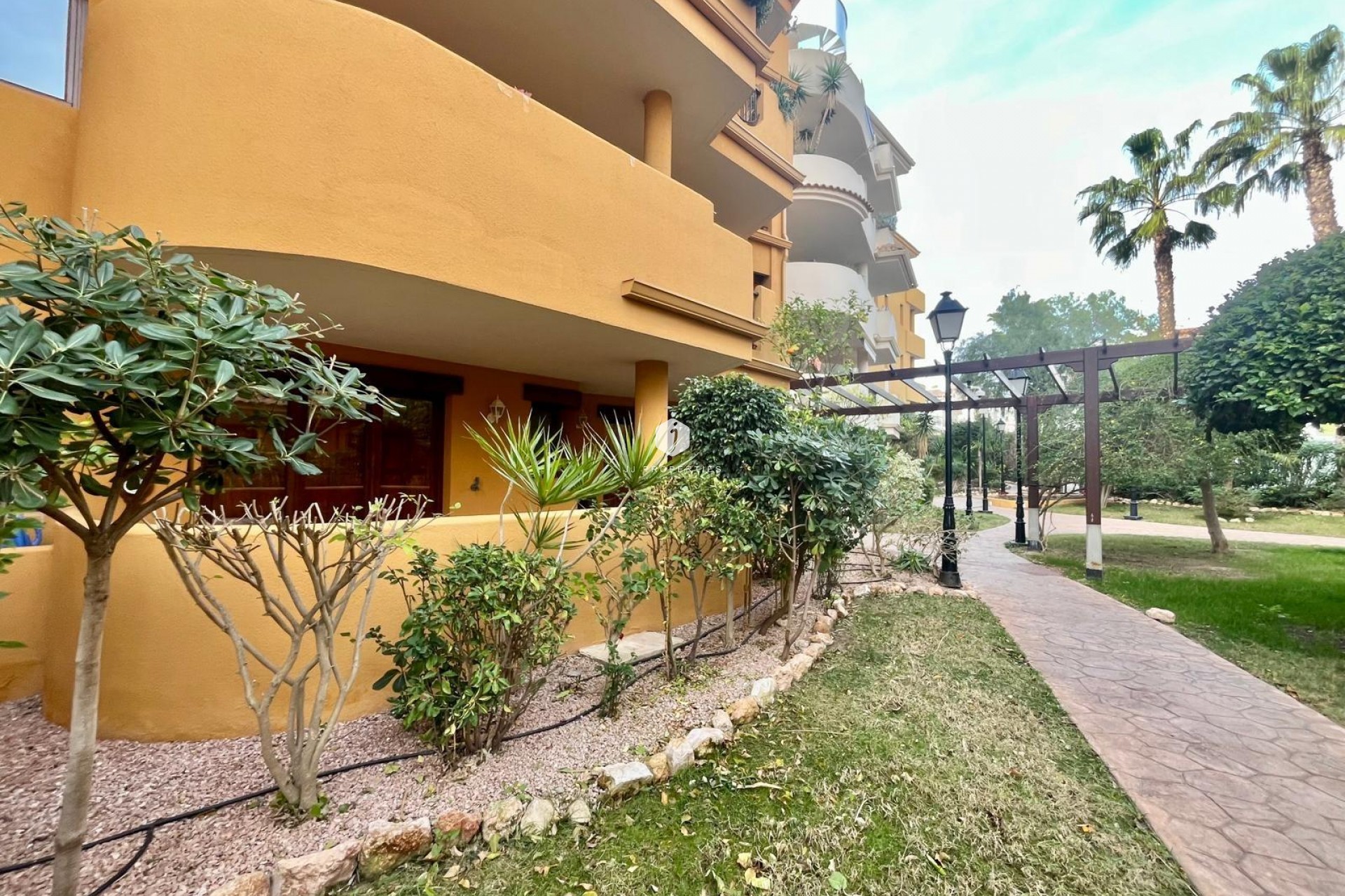 Segunda mano - Apartamento / piso -
Torrevieja - Punta prima