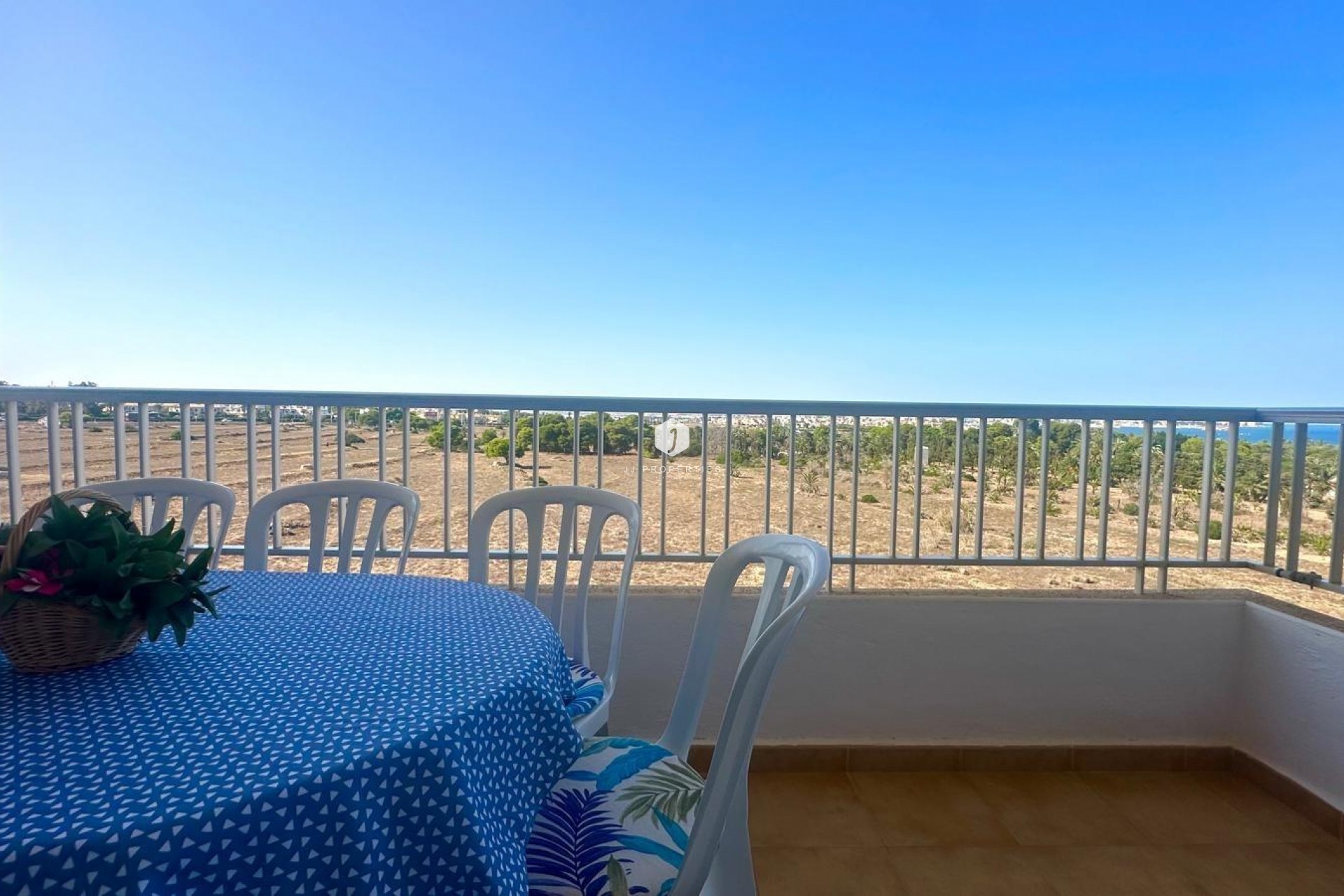 Segunda mano - Apartamento / piso -
Torrevieja - Punta prima