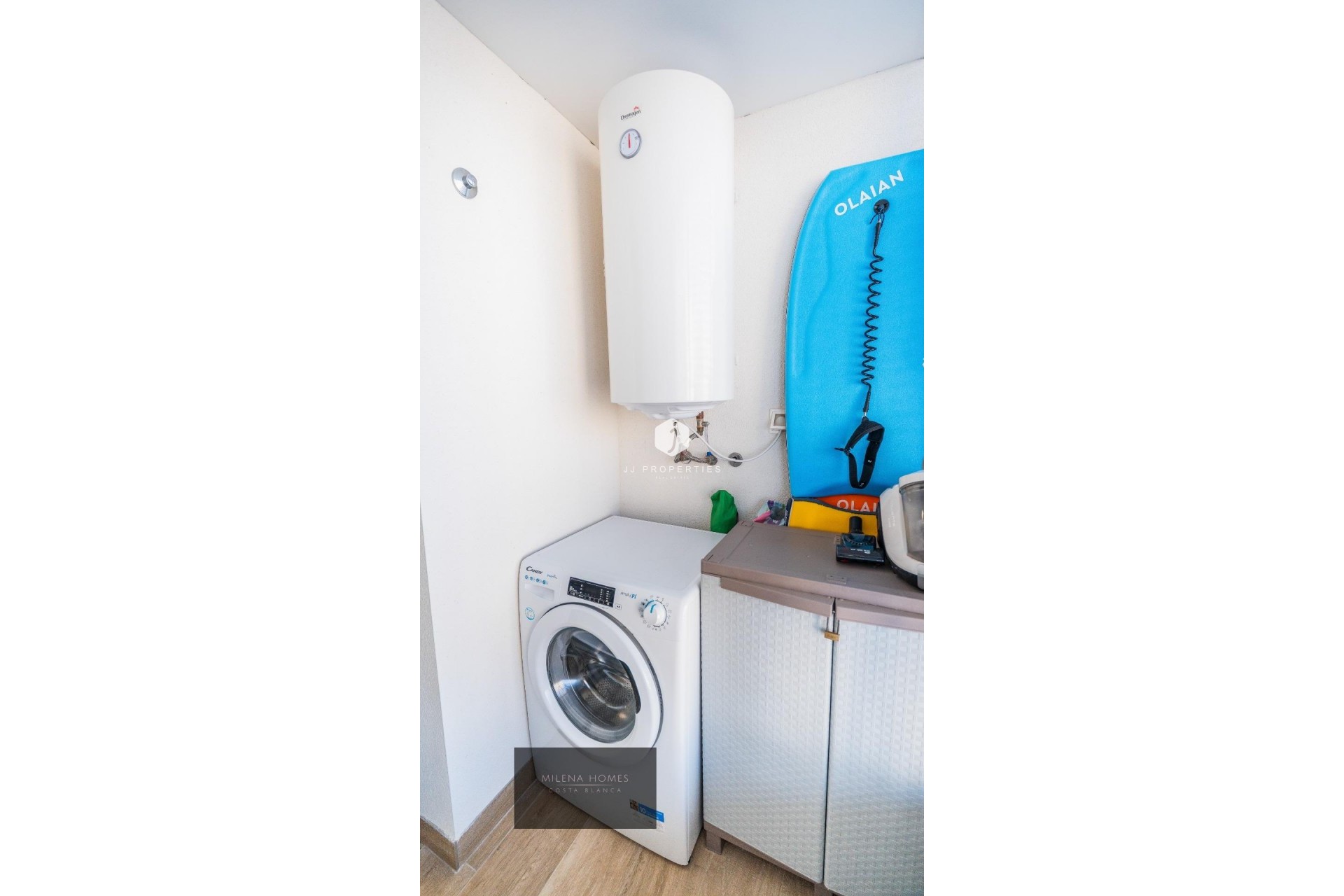 Segunda mano - Apartamento / piso -
Torrevieja - Punta prima