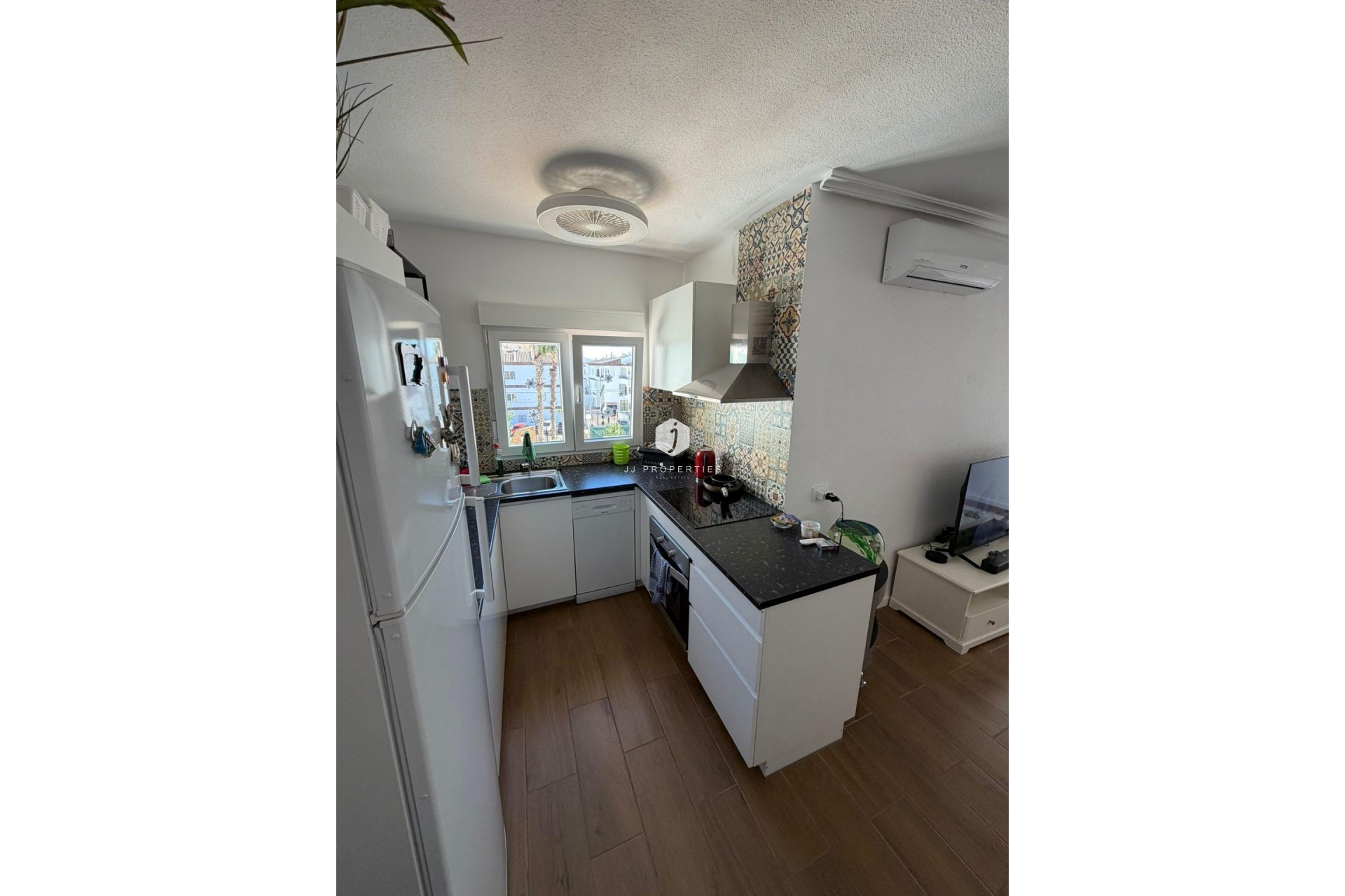 Segunda mano - Apartamento / piso -
Torrevieja - Punta prima