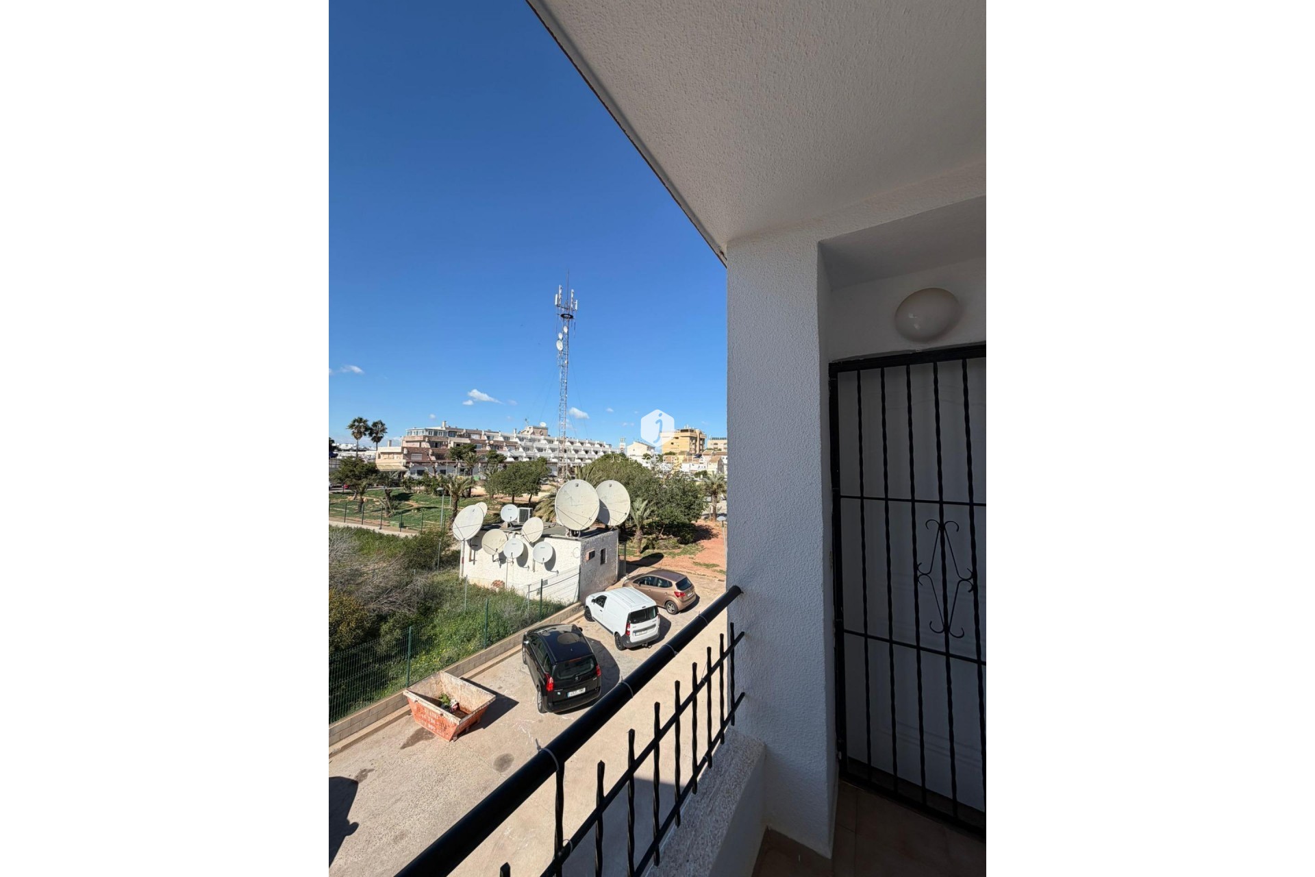 Segunda mano - Apartamento / piso -
Torrevieja - Punta prima