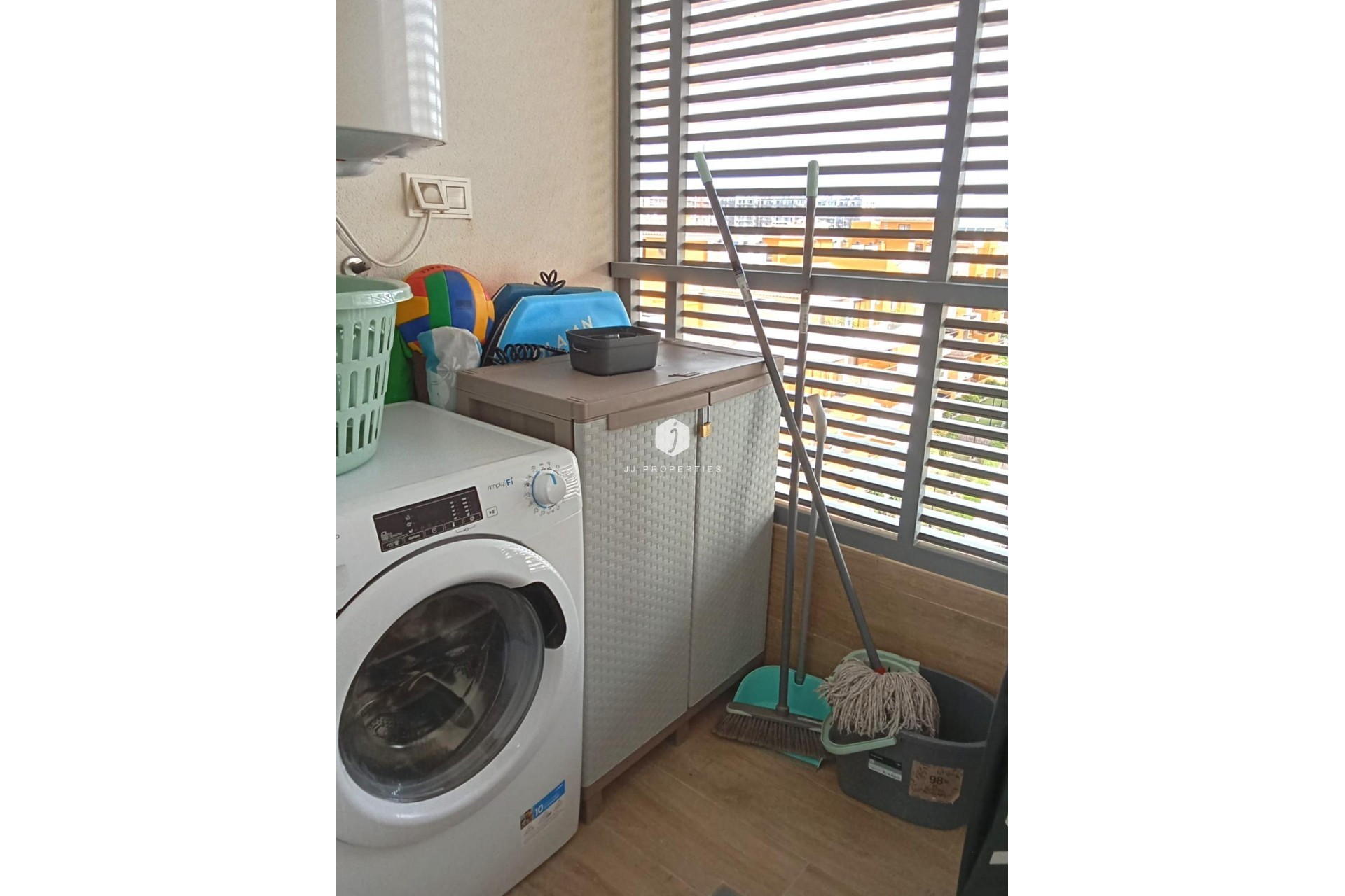 Segunda mano - Apartamento / piso -
Torrevieja - Punta prima