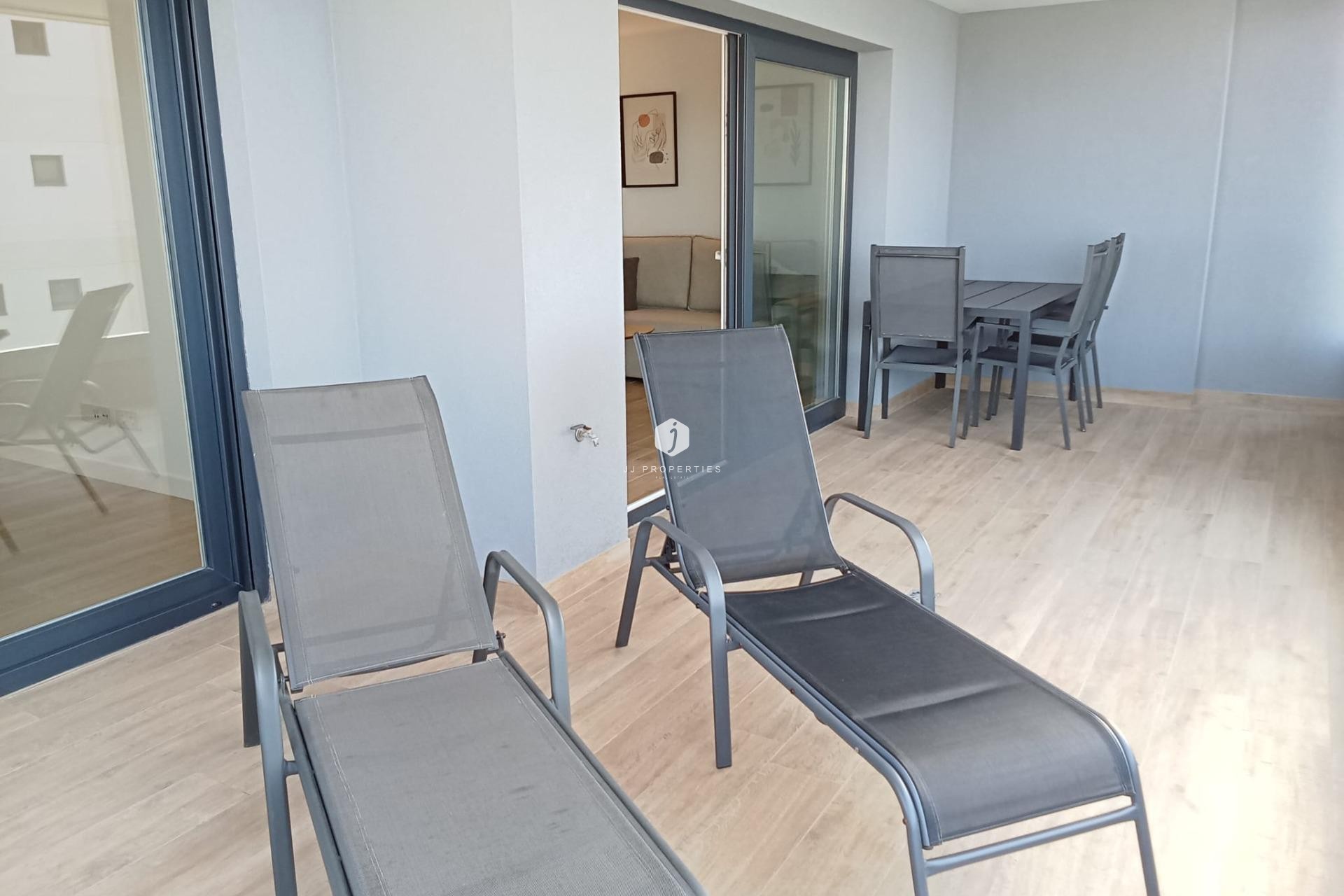 Segunda mano - Apartamento / piso -
Torrevieja - Punta prima