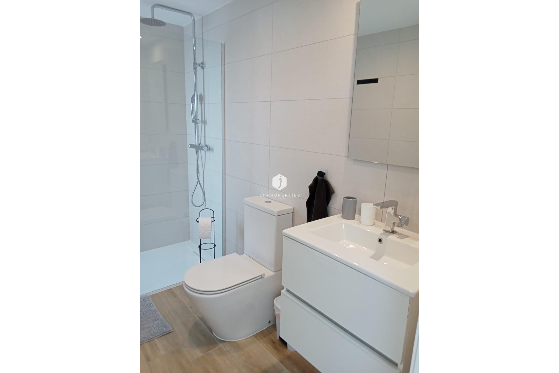 Segunda mano - Apartamento / piso -
Torrevieja - Punta prima