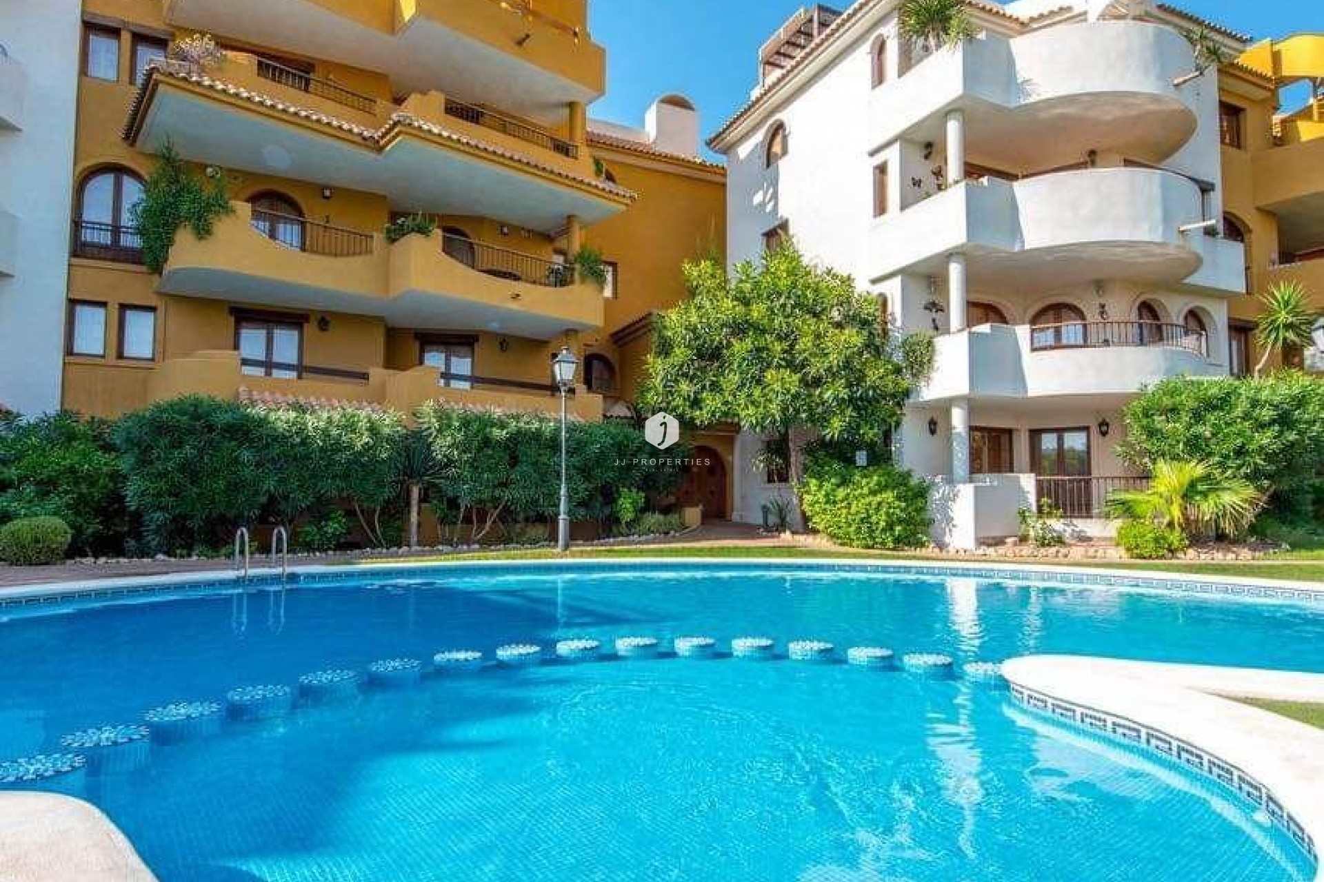 Segunda mano - Apartamento / piso -
Torrevieja - Punta prima