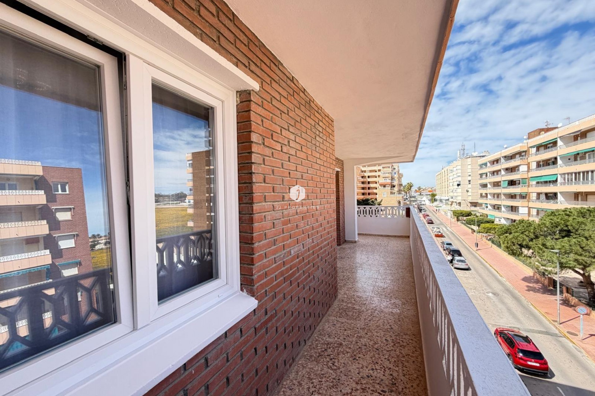 Segunda mano - Apartamento / piso -
Torrevieja - Punta prima
