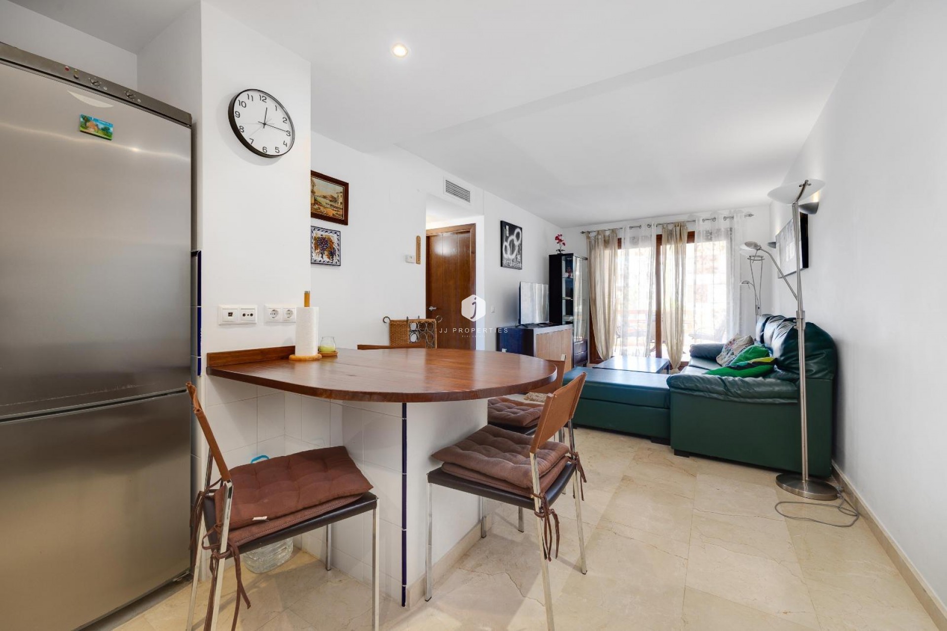 Segunda mano - Apartamento / piso -
Torrevieja - Punta prima