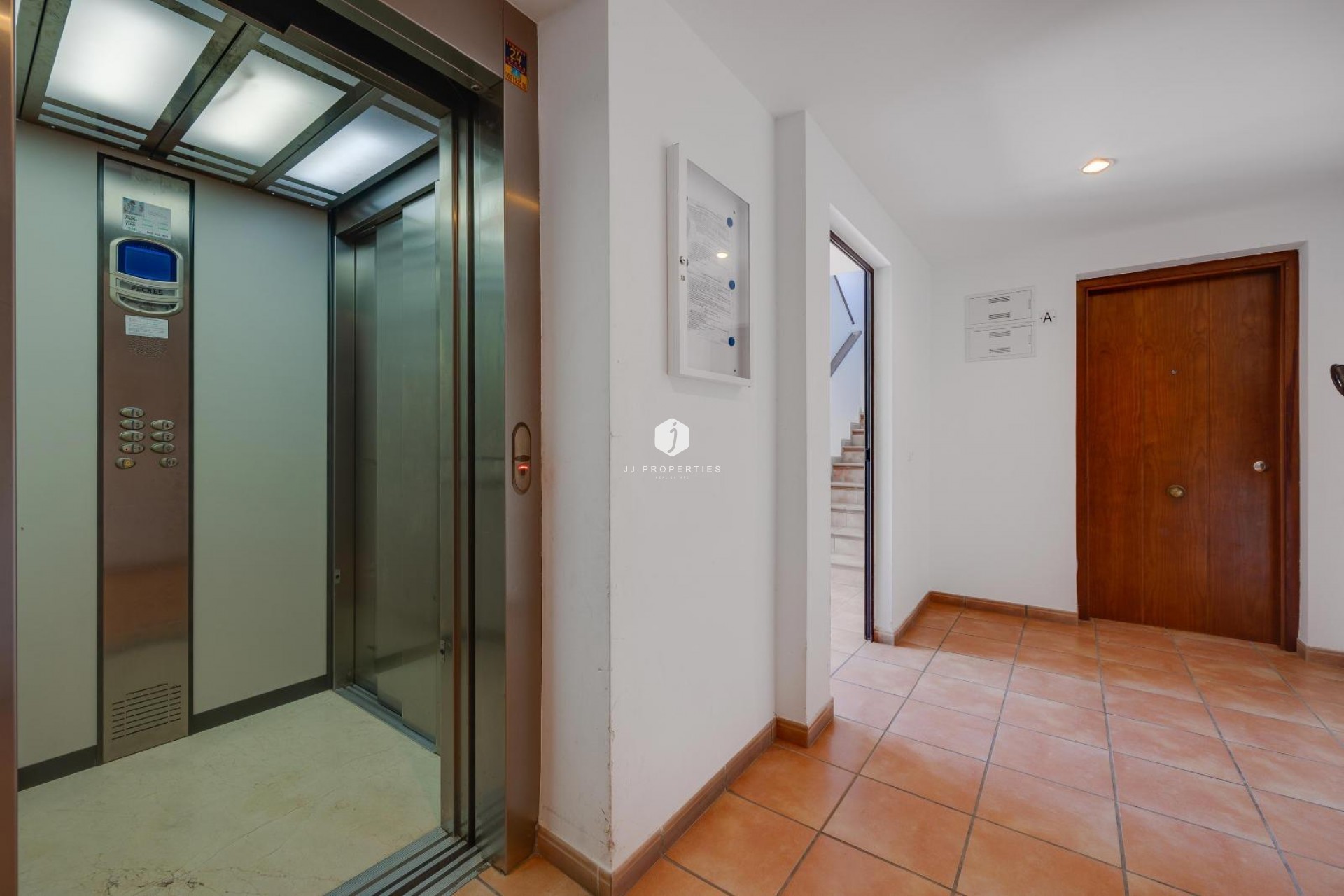 Segunda mano - Apartamento / piso -
Torrevieja - Punta prima