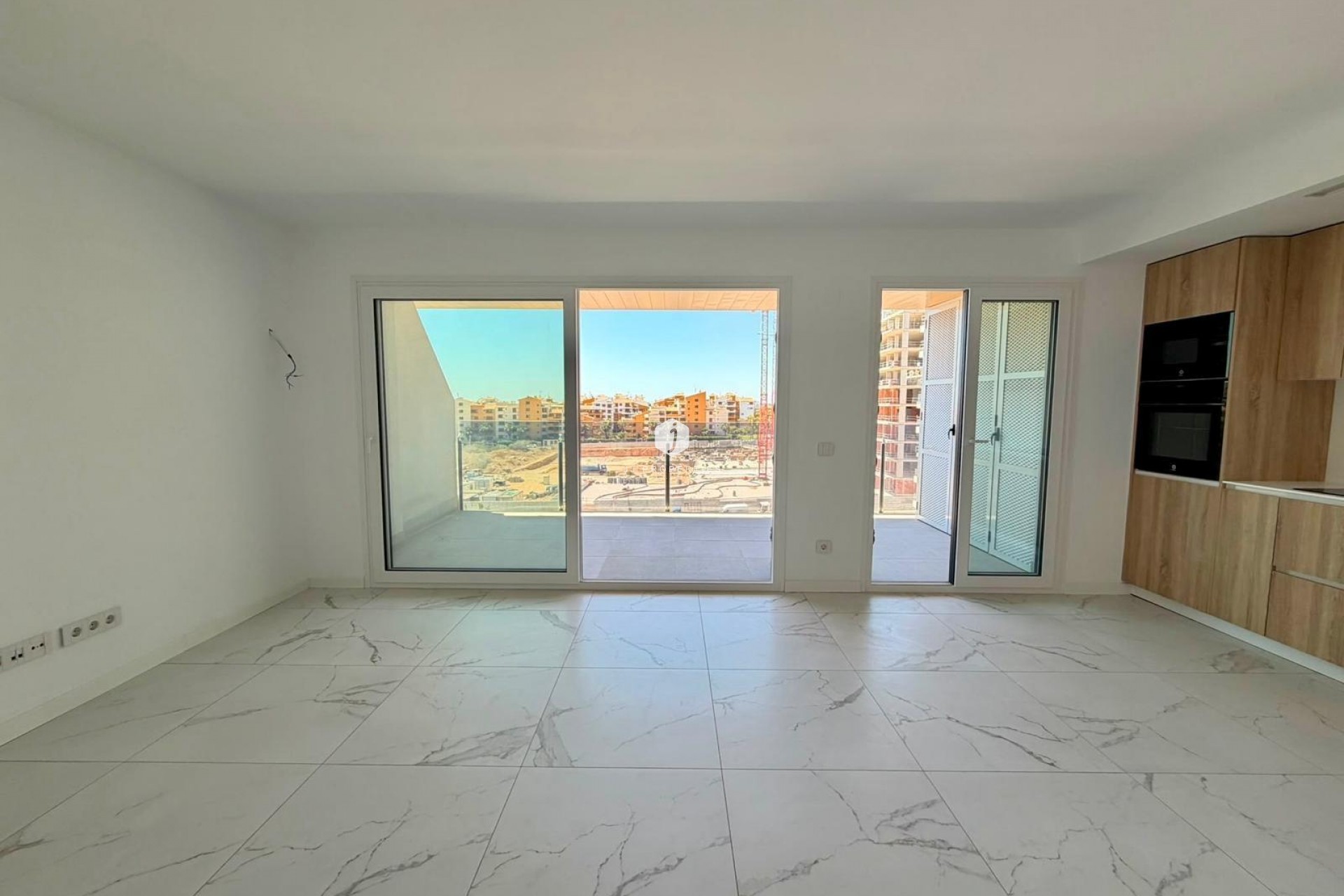 Segunda mano - Apartamento / piso -
Torrevieja - Punta prima