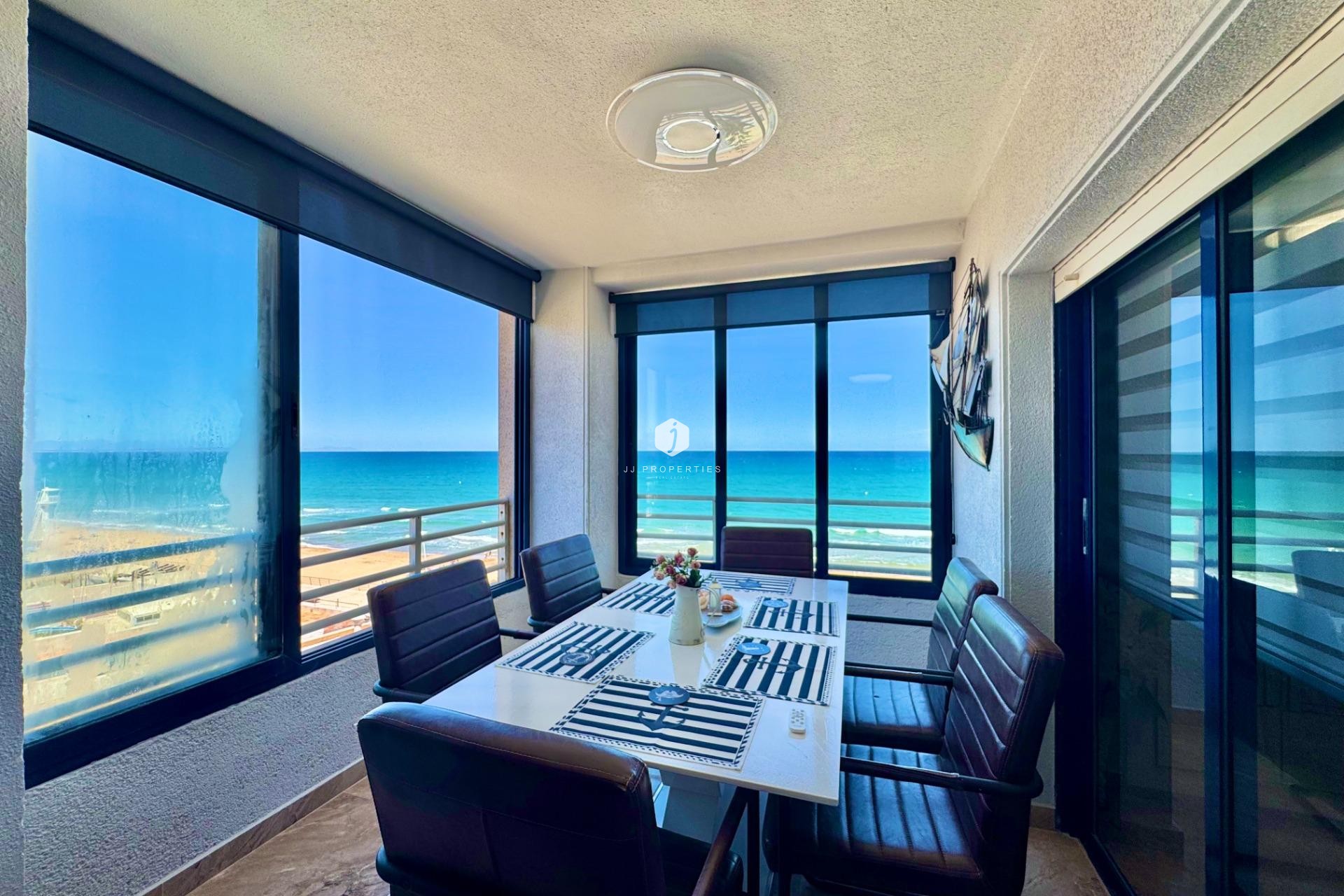 Segunda mano - Apartamento / piso -
Torrevieja - Torre la mata