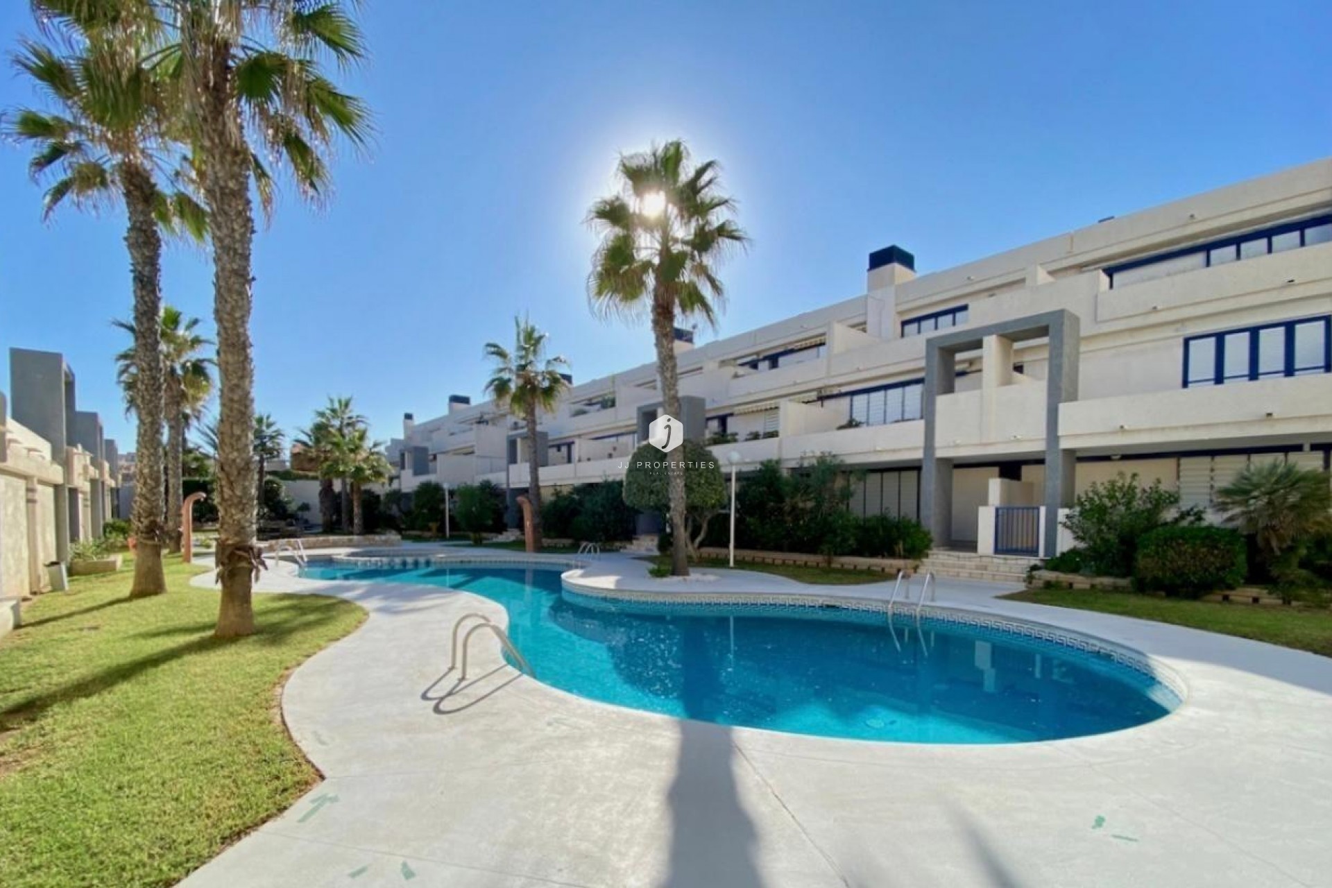 Segunda mano - Apartamento / piso -
Torrevieja - Torre la mata