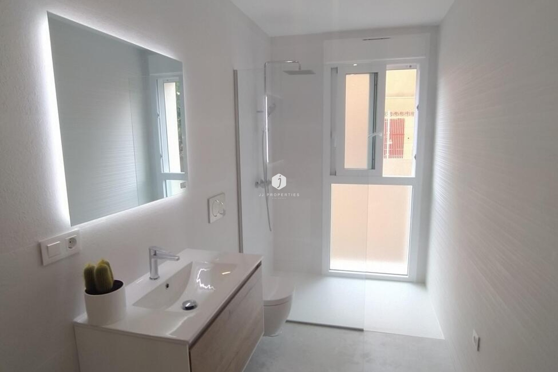 Segunda mano - Apartamento / piso -
Torrevieja - Torreblanca