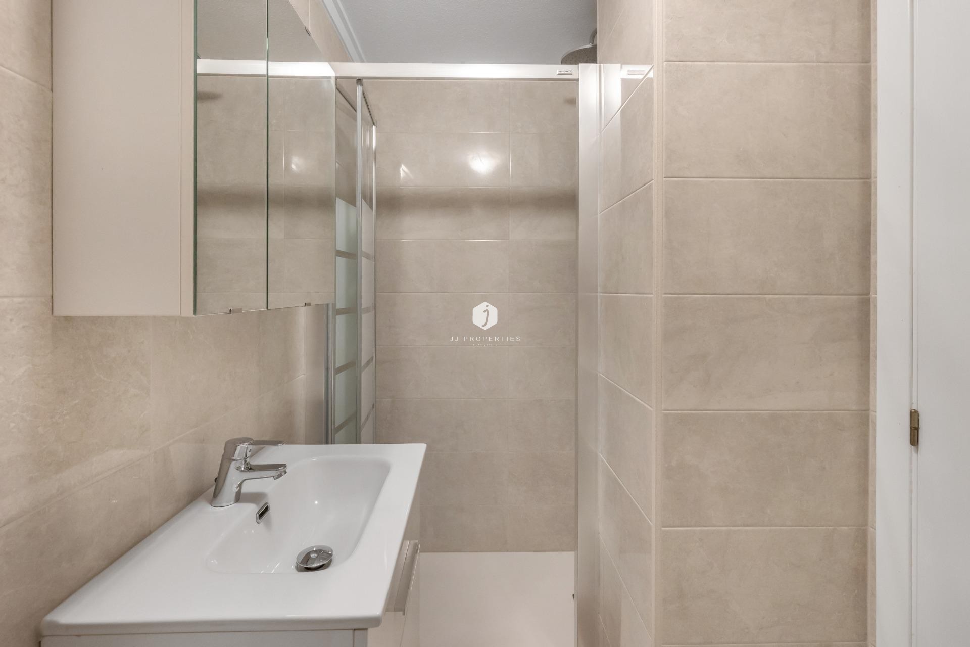 Segunda mano - Apartamento / piso -
Torrevieja - Torreblanca