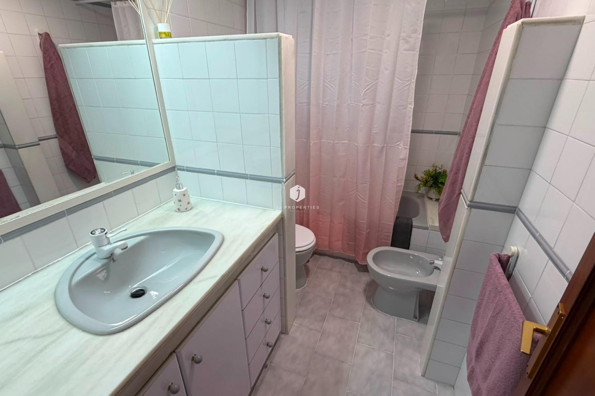 Segunda mano - Apartamento / piso -
Torrevieja - Torreblanca