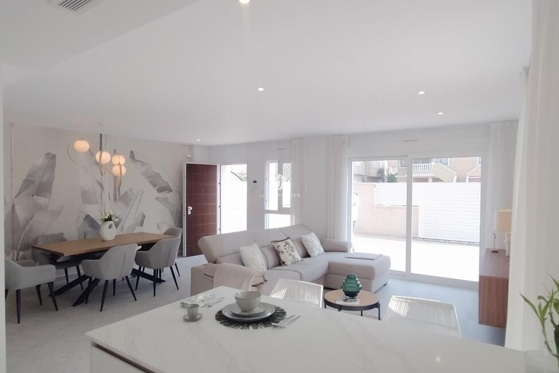 Segunda mano - Apartamento / piso -
Torrevieja - Torreblanca