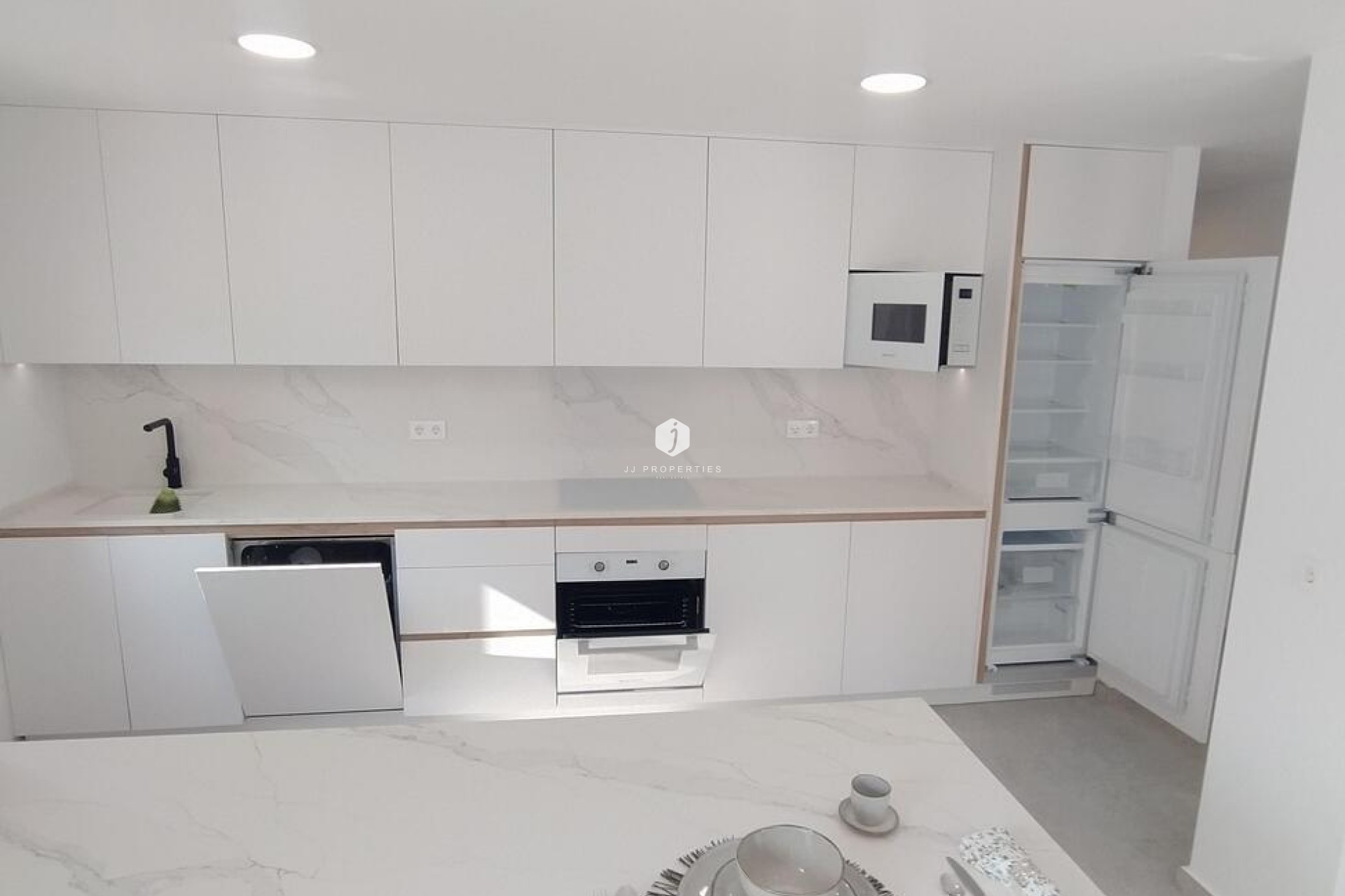 Segunda mano - Apartamento / piso -
Torrevieja - Torreblanca