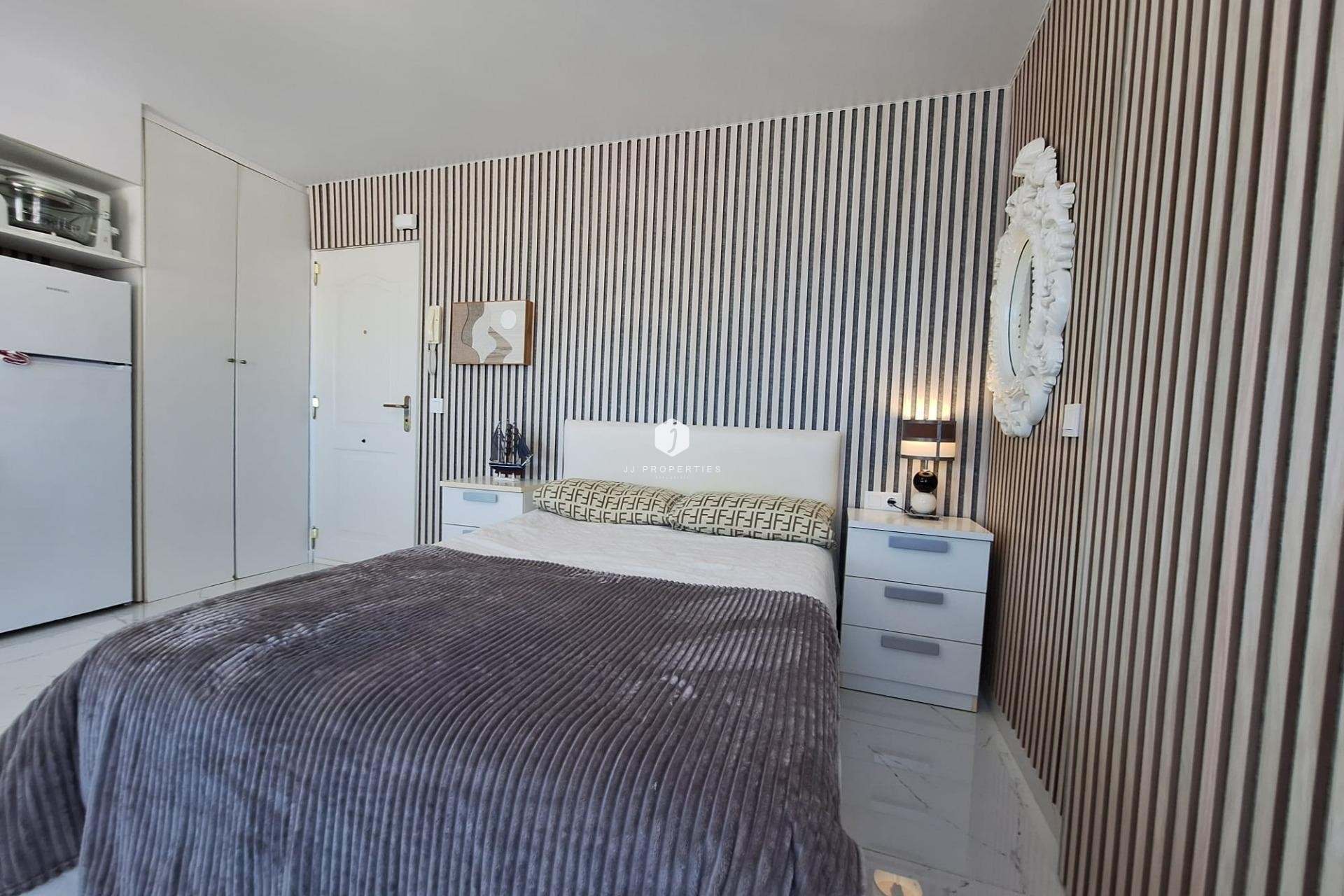 Segunda mano - Apartamento / piso -
Torrevieja - Torrejón