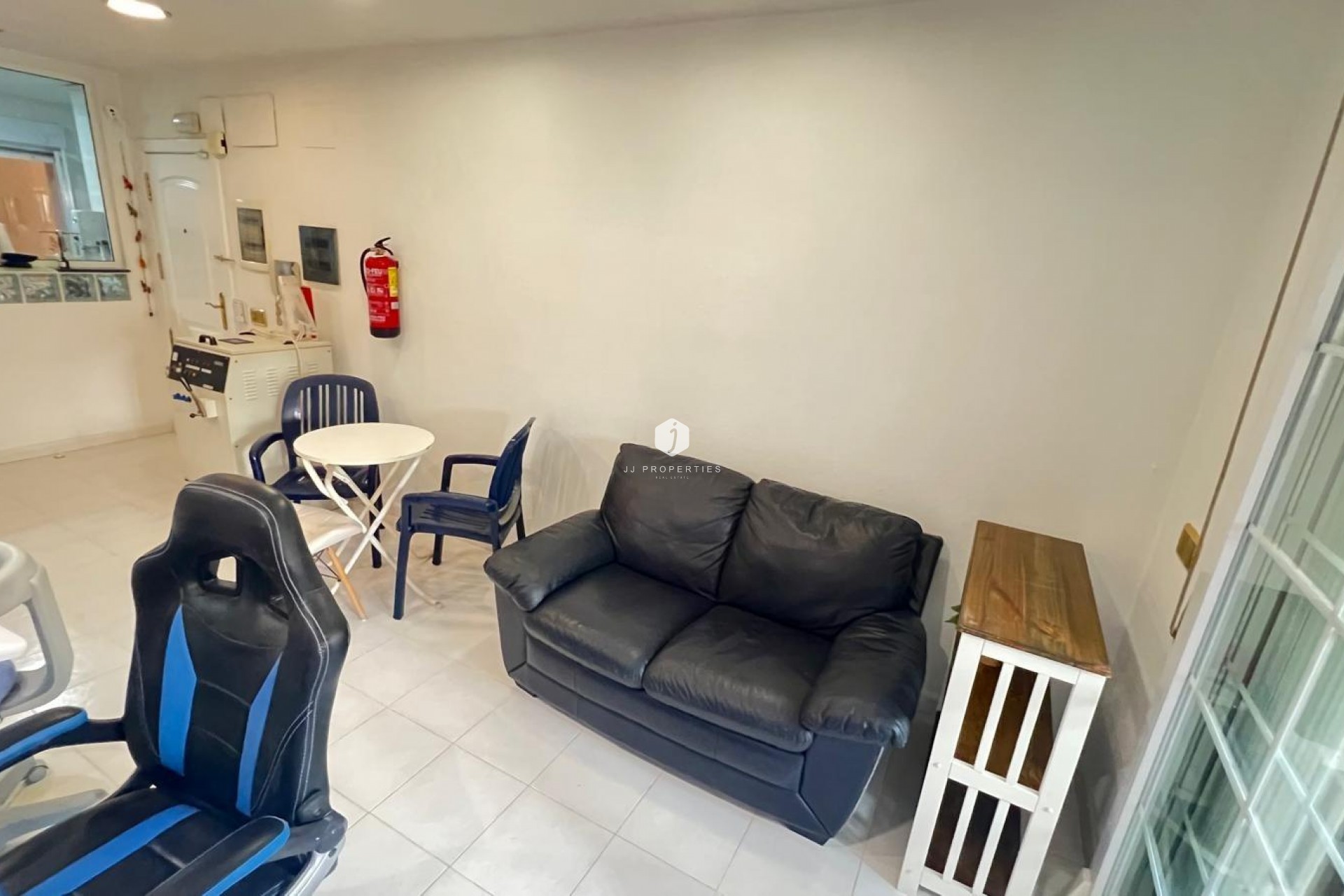 Segunda mano - Apartamento / piso -
Torrevieja