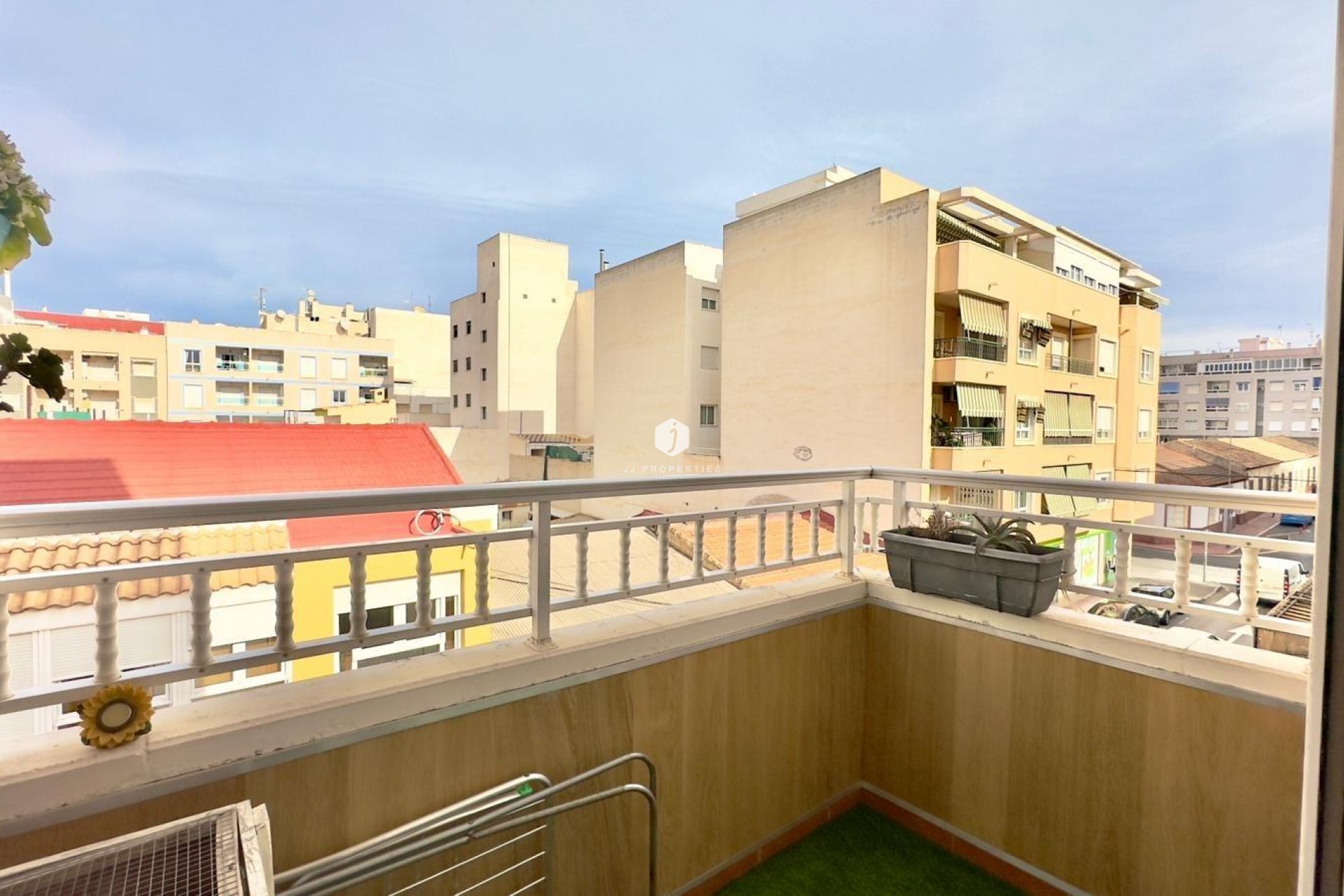 Segunda mano - Apartamento / piso -
Torrevieja
