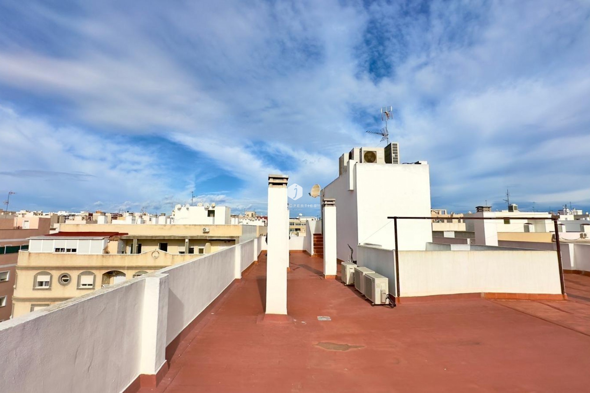 Segunda mano - Apartamento / piso -
Torrevieja