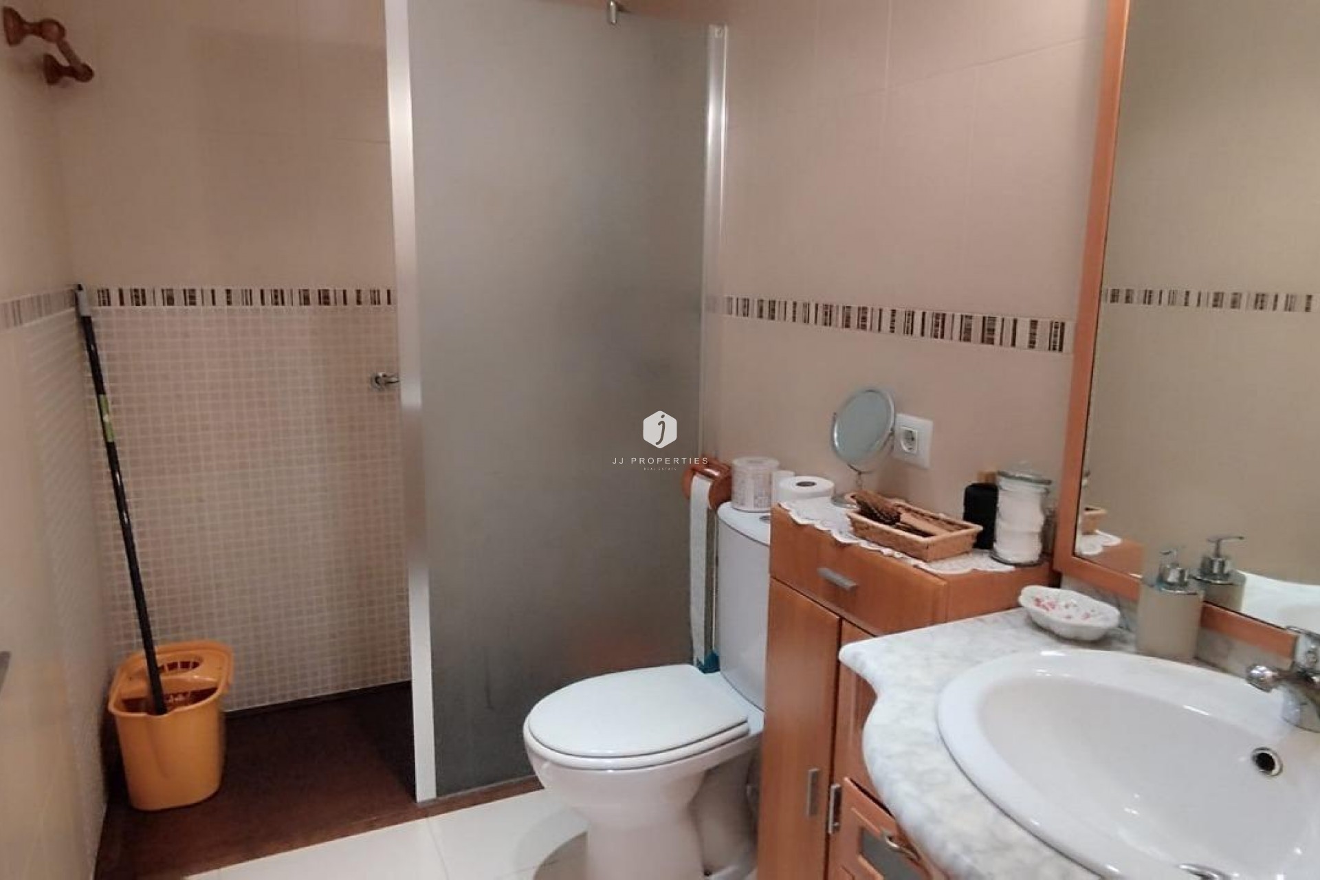 Segunda mano - Apartamento / piso -
Torrevieja