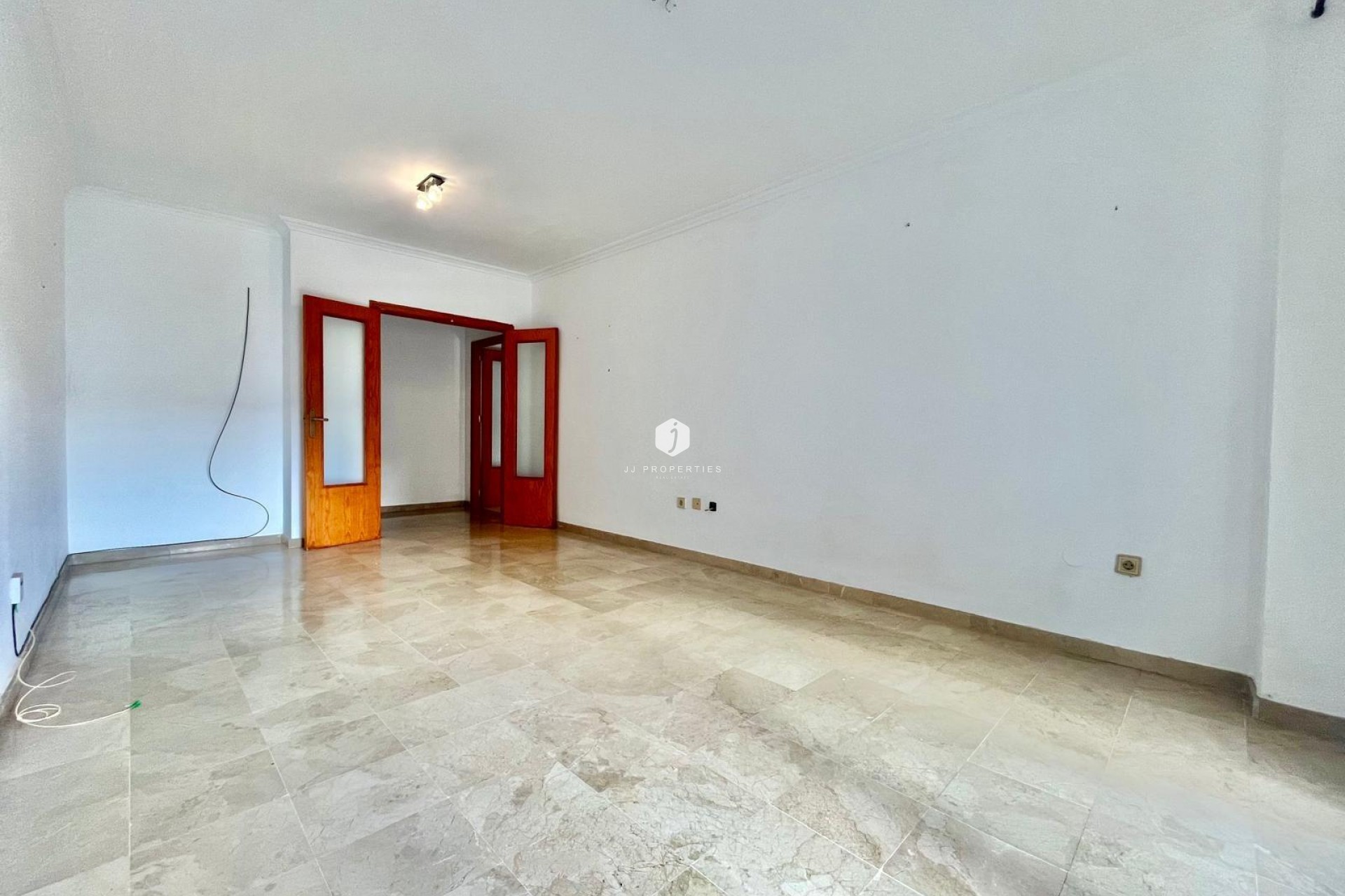 Segunda mano - Apartamento / piso -
Torrevieja
