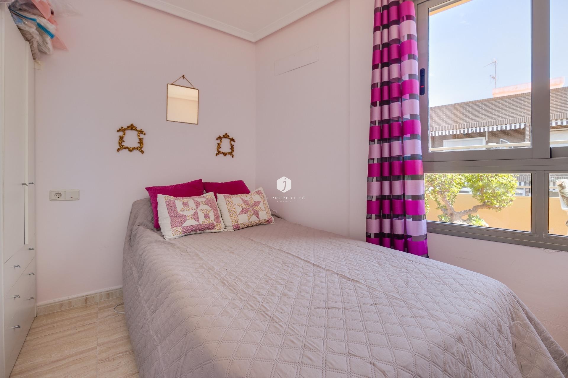 Segunda mano - Ático -
Torrevieja - Centro