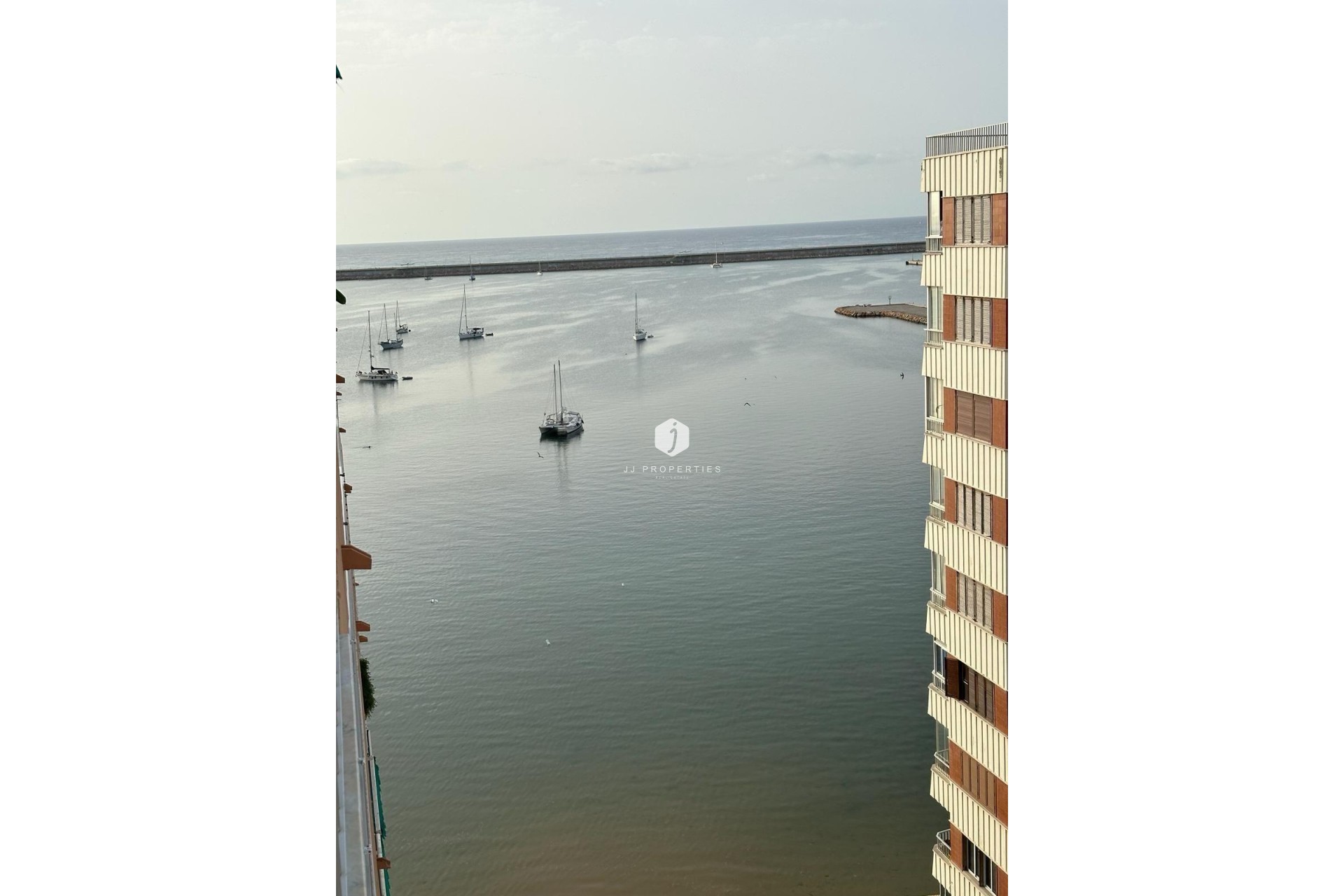 Segunda mano - Ático -
Torrevieja - El Acequión - Los Náufragos