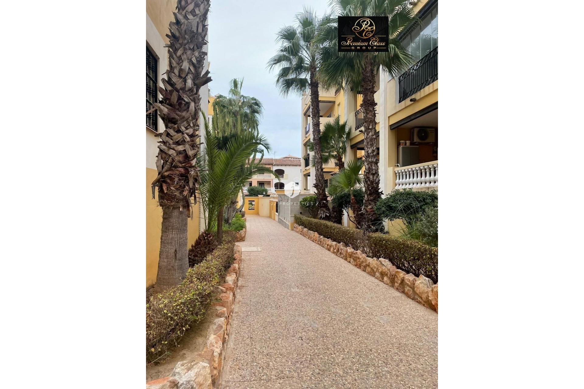 Segunda mano - Ático -
Torrevieja - Los Frutales