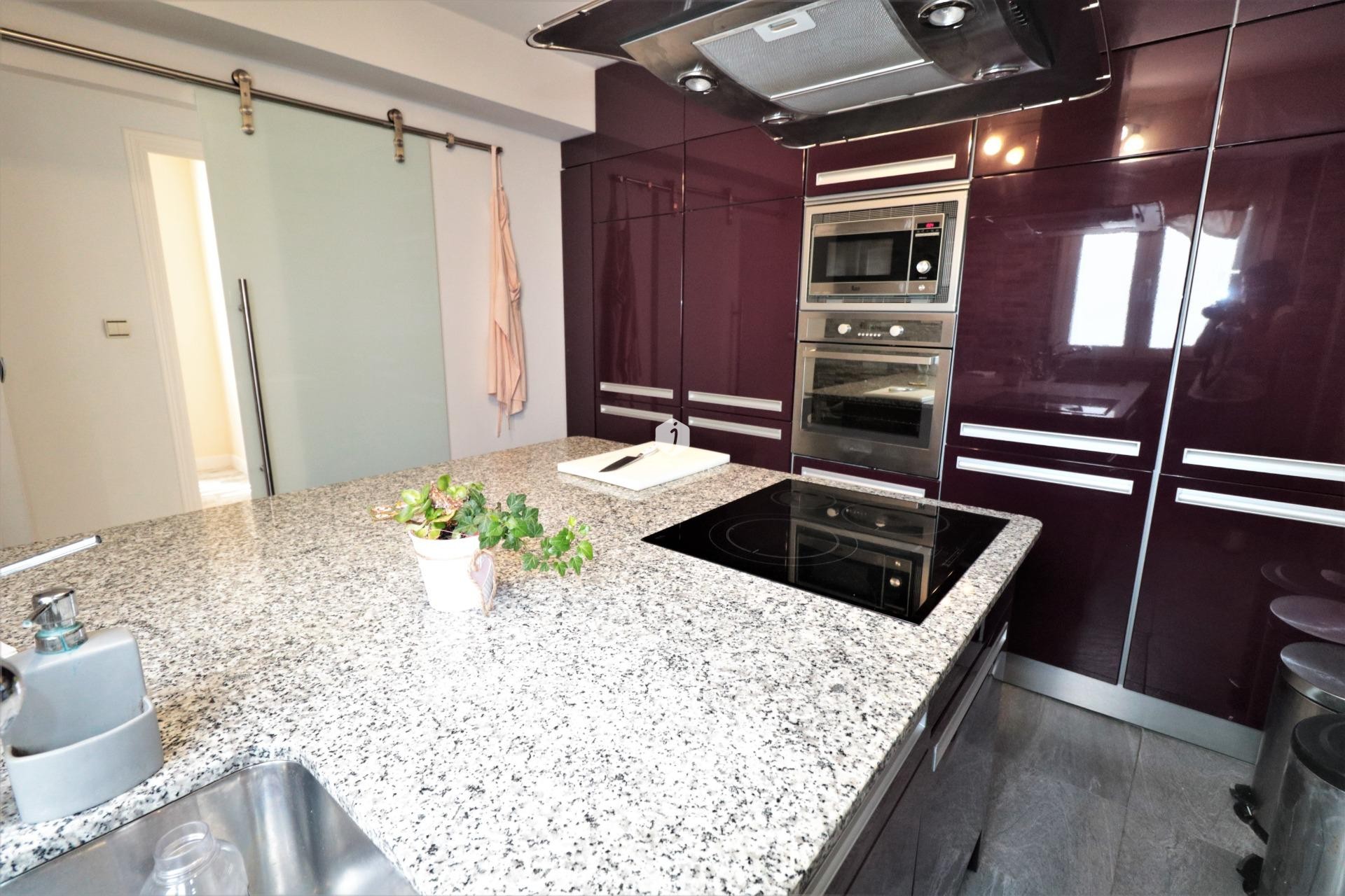 Segunda mano - Ático -
Torrevieja - Playa de los Naufragos