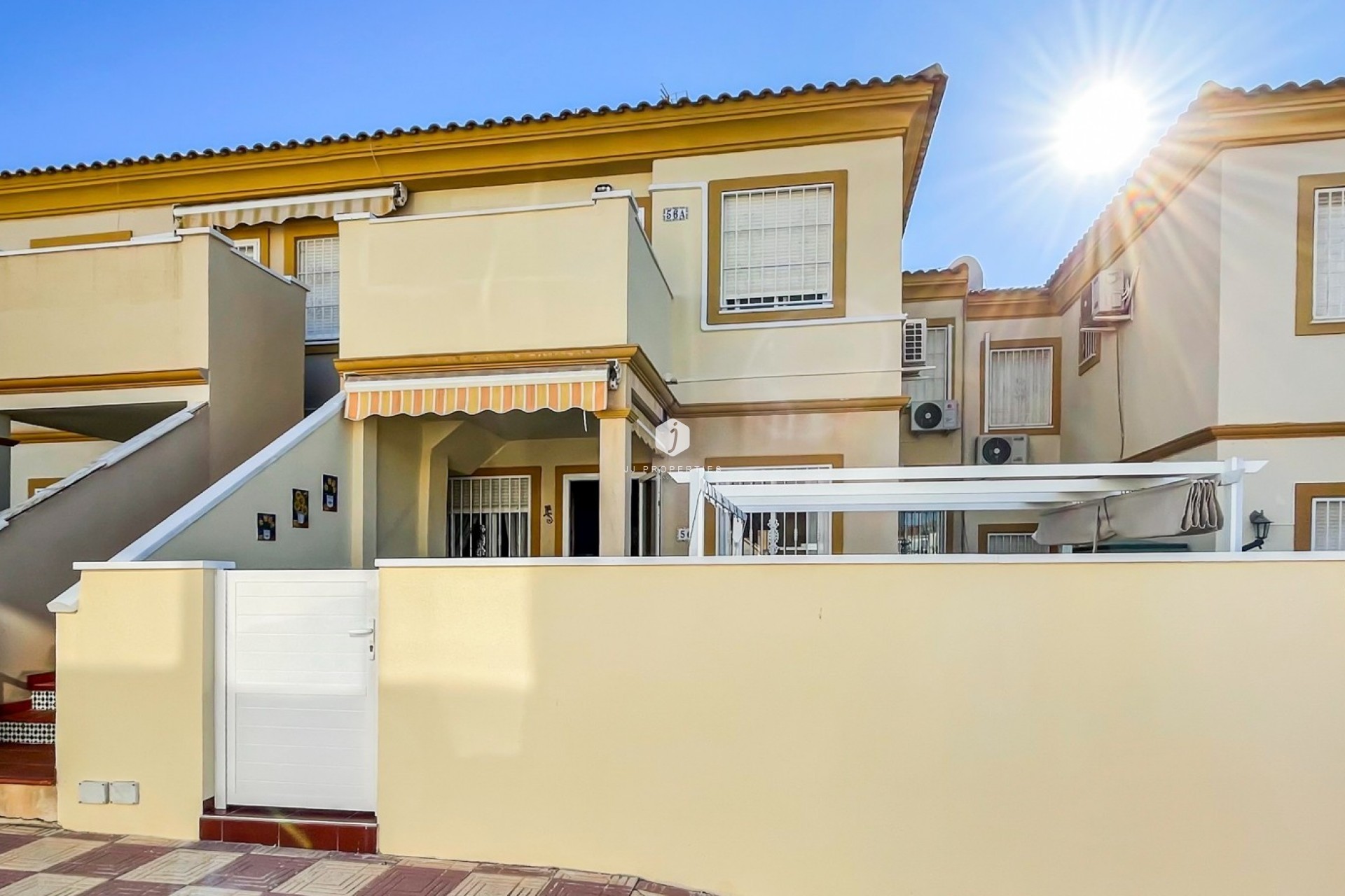Segunda mano - Bungalow -
Orihuela Costa - Costa Blanca