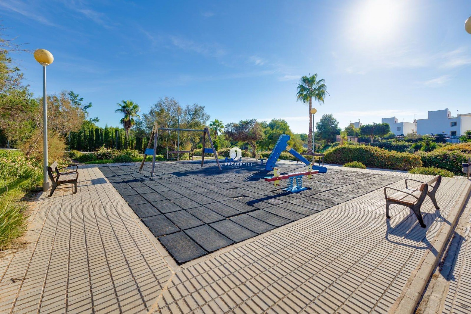 Segunda mano - Bungalow -
Orihuela Costa - Los Altos