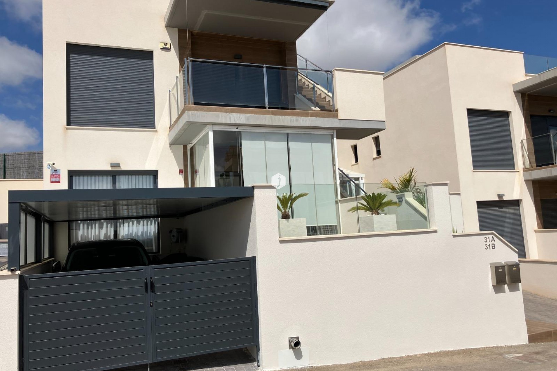 Segunda mano - Bungalow -
San Miguel de Salinas - Las Colinas