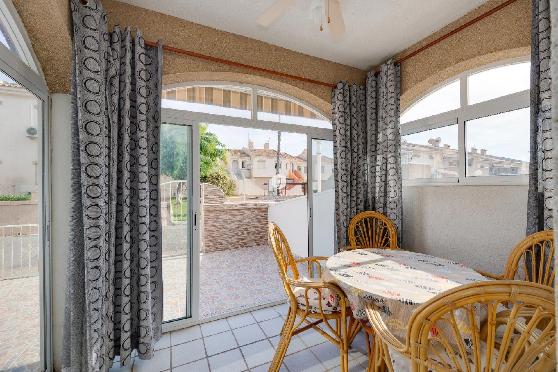 Segunda mano - Bungalow -
Torrevieja - Aguas Nuevas 2