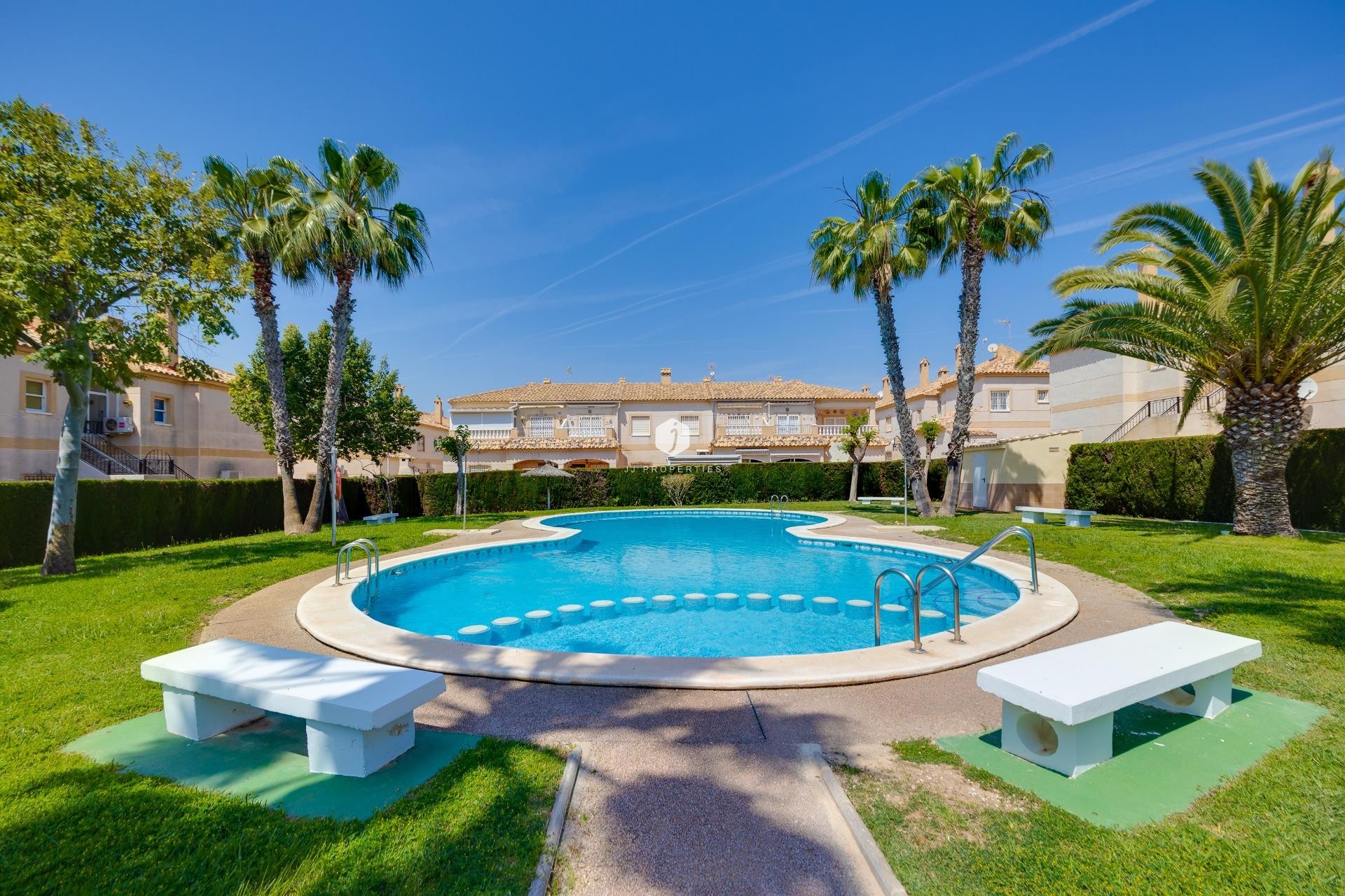 Segunda mano - Bungalow -
Torrevieja - aguas nuevas