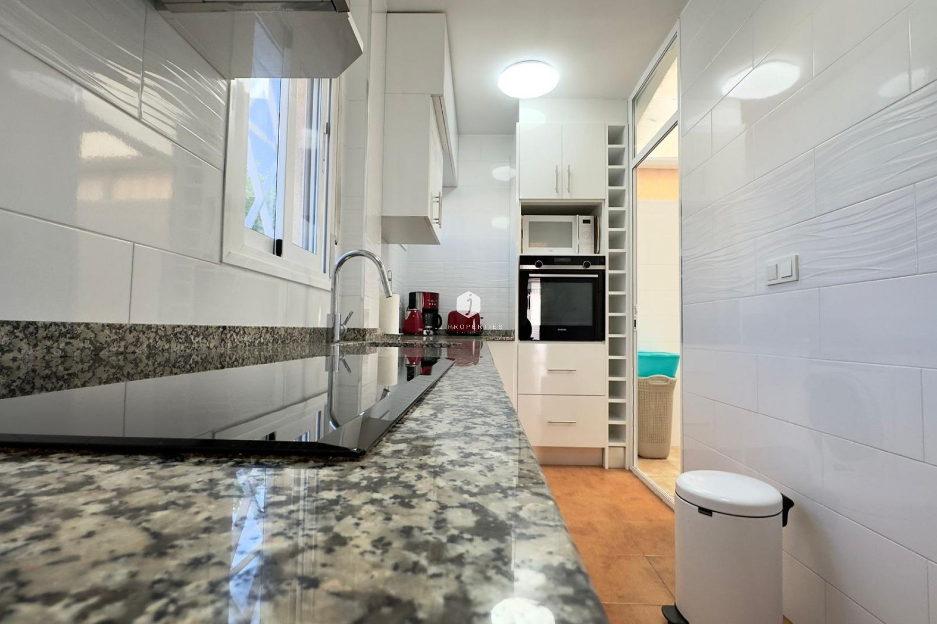 Segunda mano - Bungalow -
Torrevieja - Centro