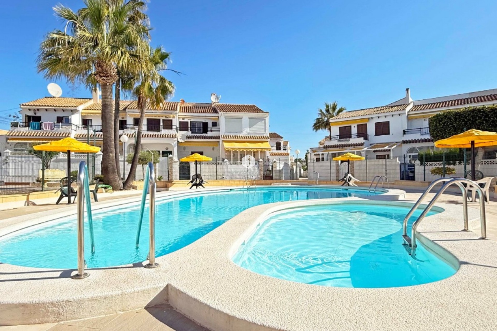 Segunda mano - Bungalow -
Torrevieja - Costa Blanca